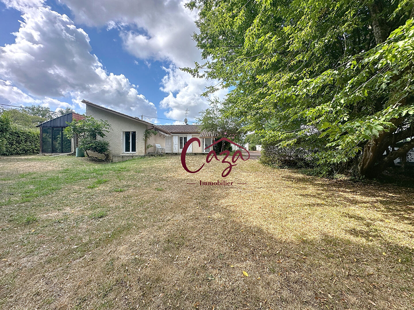 Photo Maison familiale de 154 m2 / Environnement boisé : 1100 m2 de terrain image 1/6