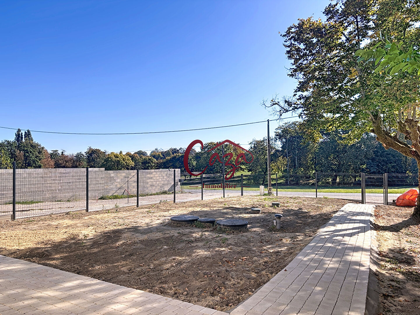 Photo Maison Montussan 5 pièce(s) 135 m2 image 2/6