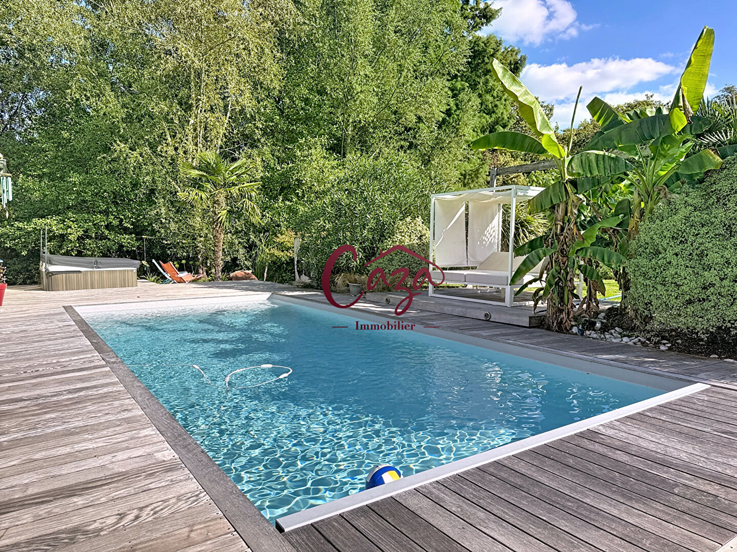 Photo Villa contemporaine 7 pièce(s) 224m2 image 6/6