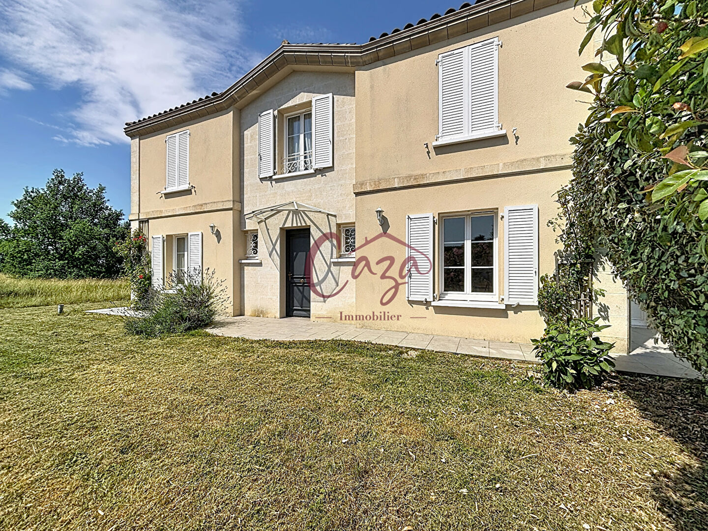 Maison  7 pièce(s) 238 m2