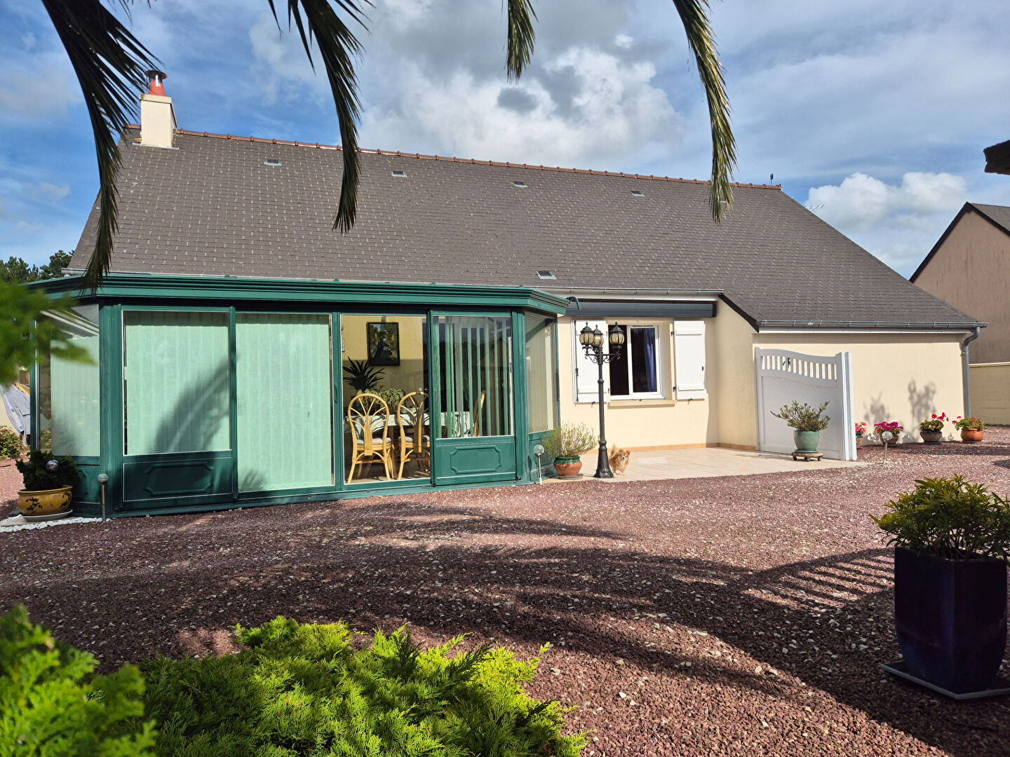 Agréable pavillon de plain-pied type F3 avec véranda !