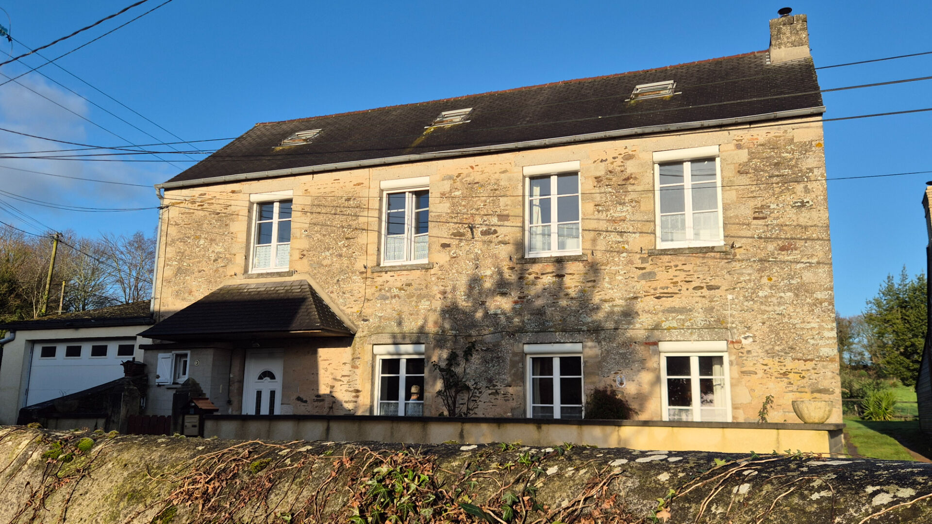 Agence immobilière de CCI immobilier Montebourg