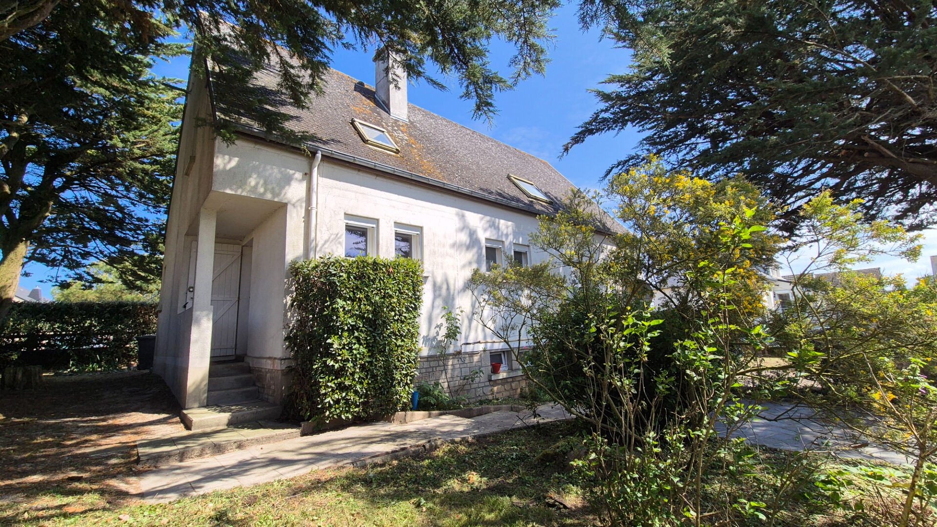 Agence immobilière de CCI immobilier Montebourg