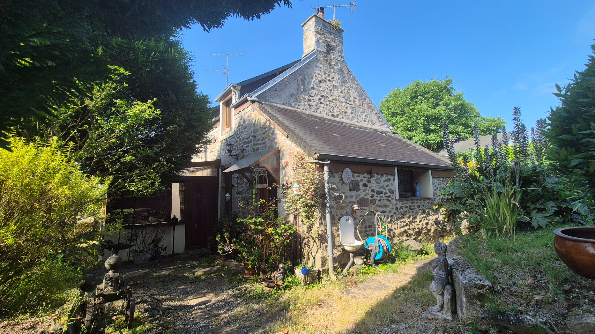 Agence immobilière de CCI immobilier Montebourg