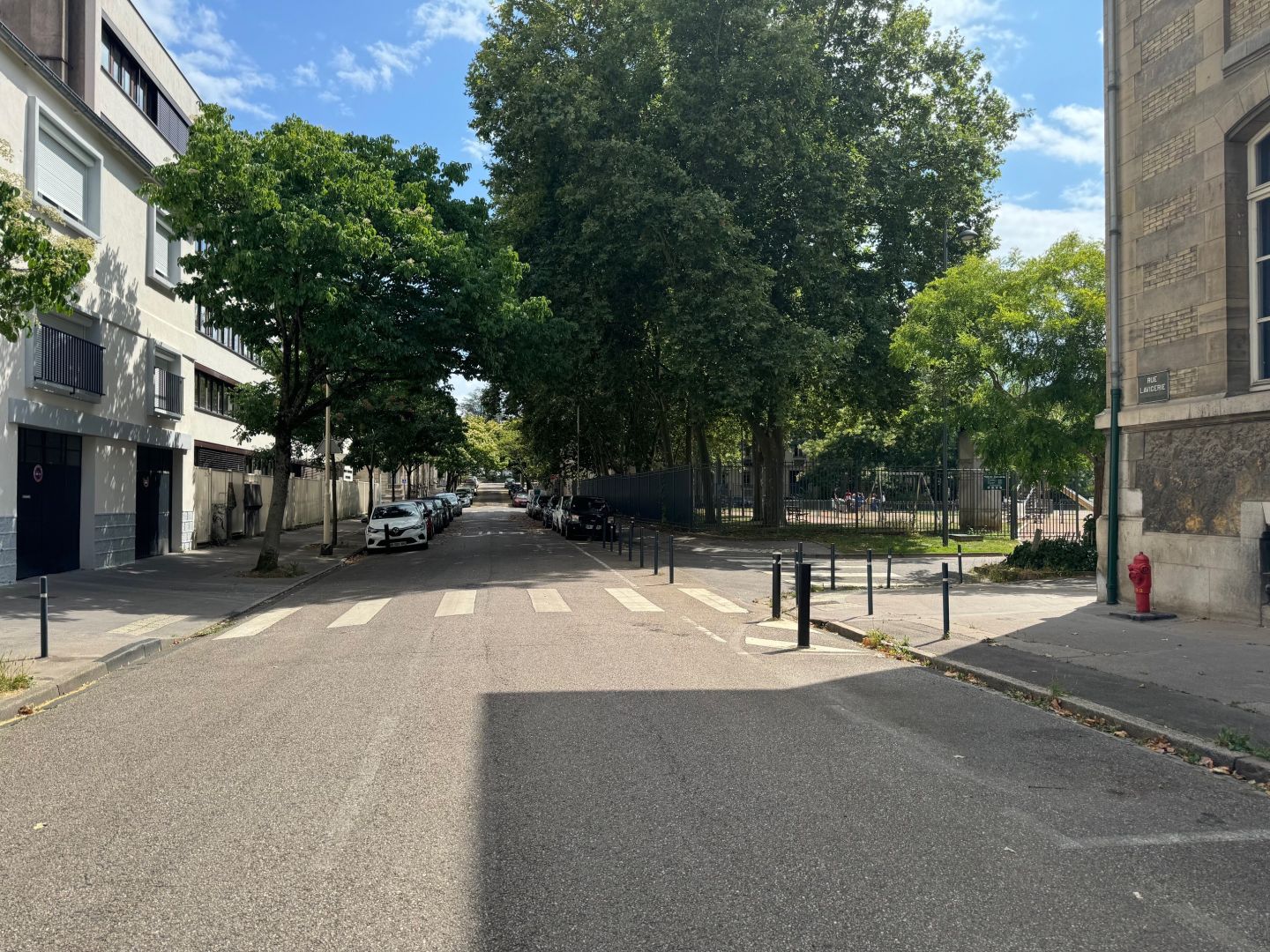 Photo PLACE DE STATIONNEMENT SECURISEE image 4/4
