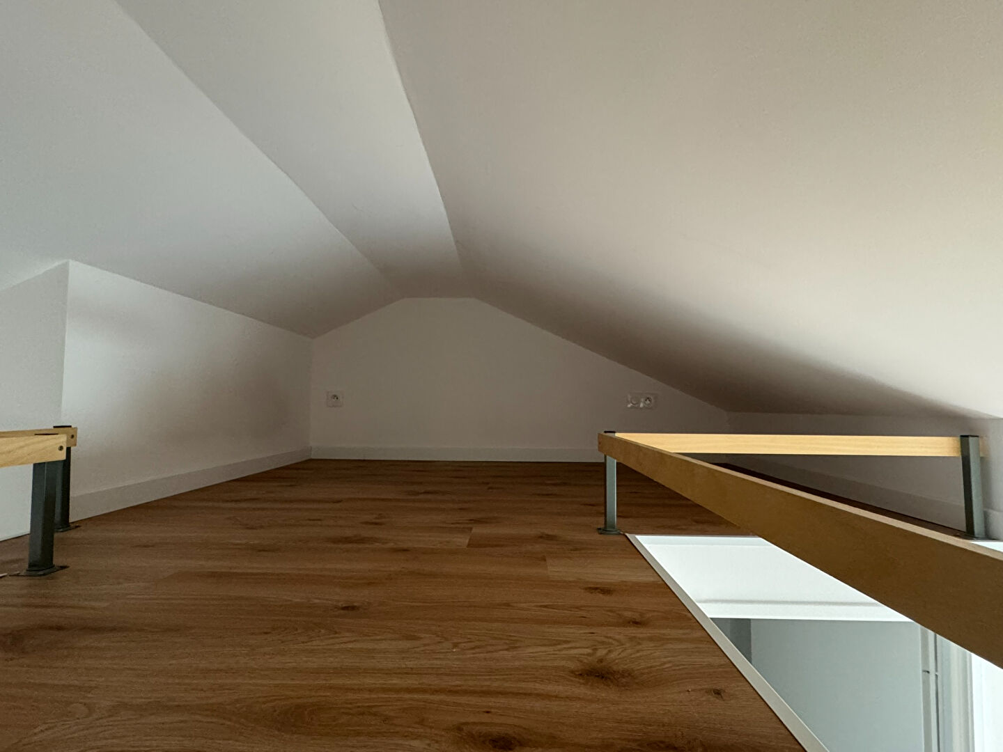 Photo T2 PROCHE LYCEE LORITZ image 5/6