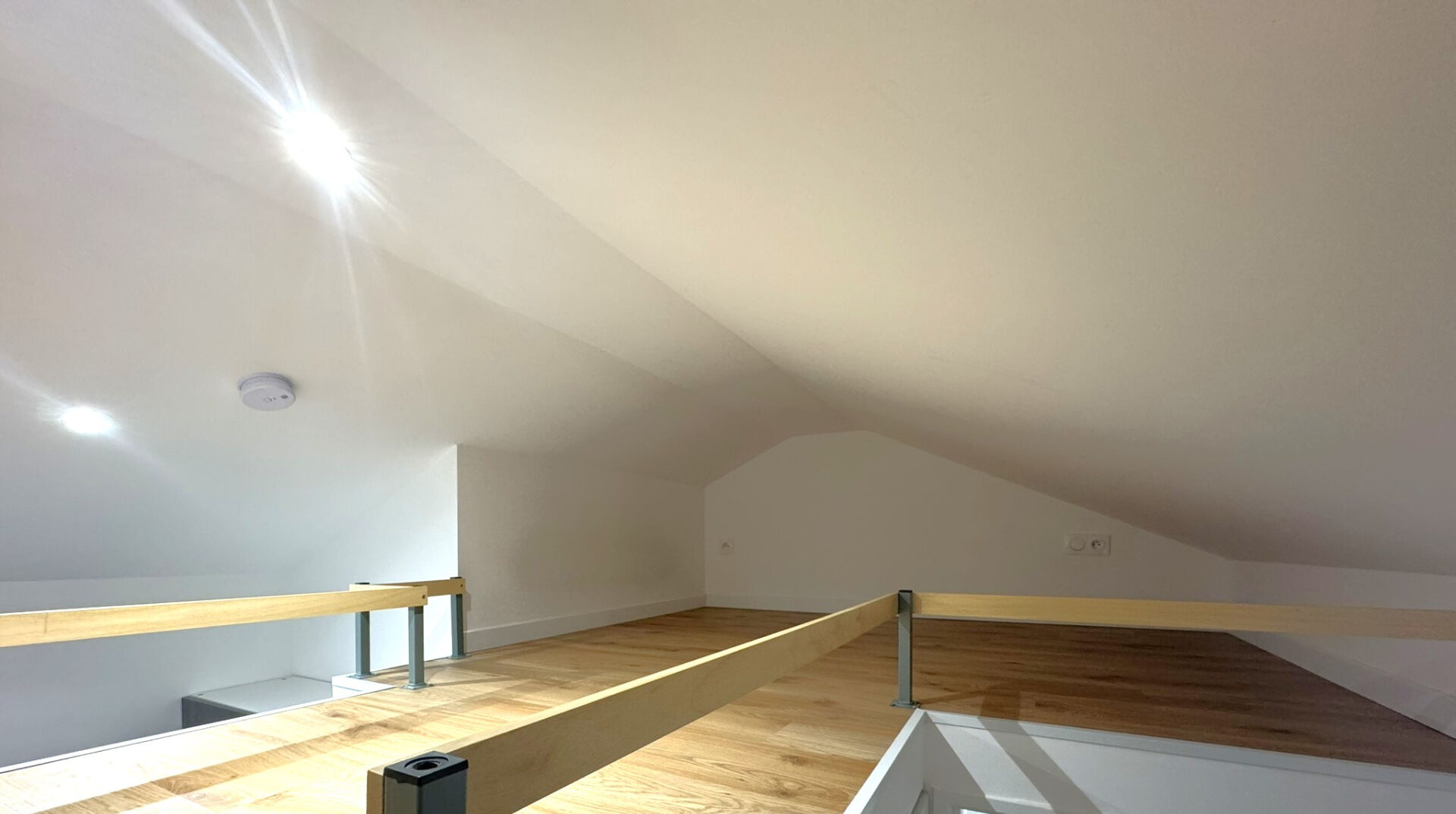 Photo T2 PROCHE LYCEE LORITZ image 6/6