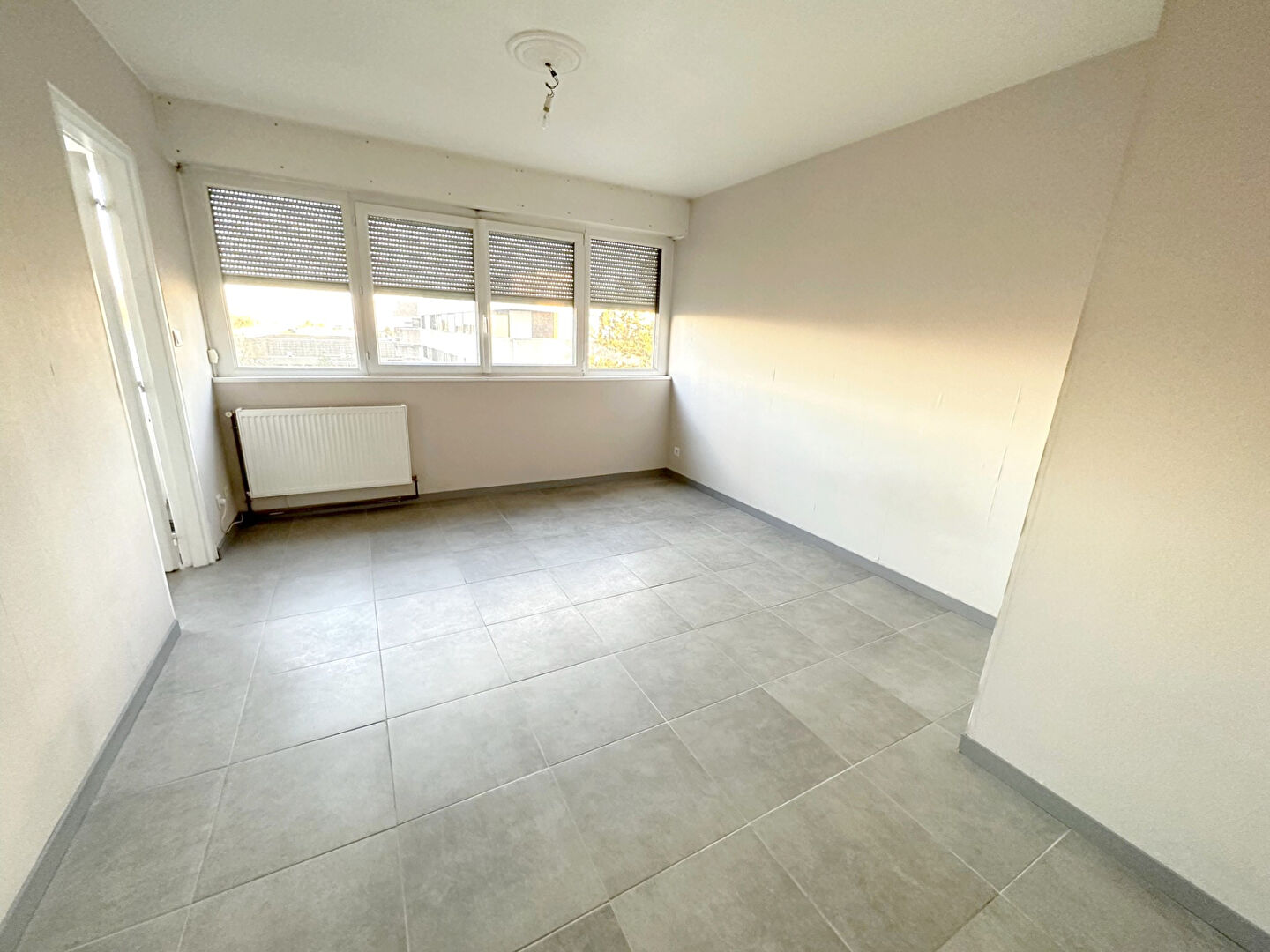 Photo LAXOU INVESTISSEUR APPARTEMENT F1 35M²  LOUÉ image 3/6