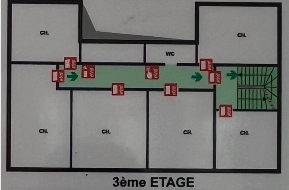 Photo NANCY hyper centre  mur d'un Hôtel de 22 chambres. image 4/5