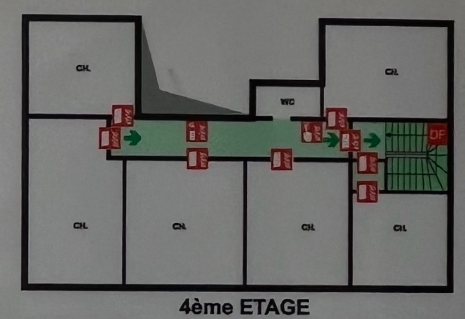 Photo NANCY hyper centre  mur d'un Hôtel de 22 chambres. image 5/5