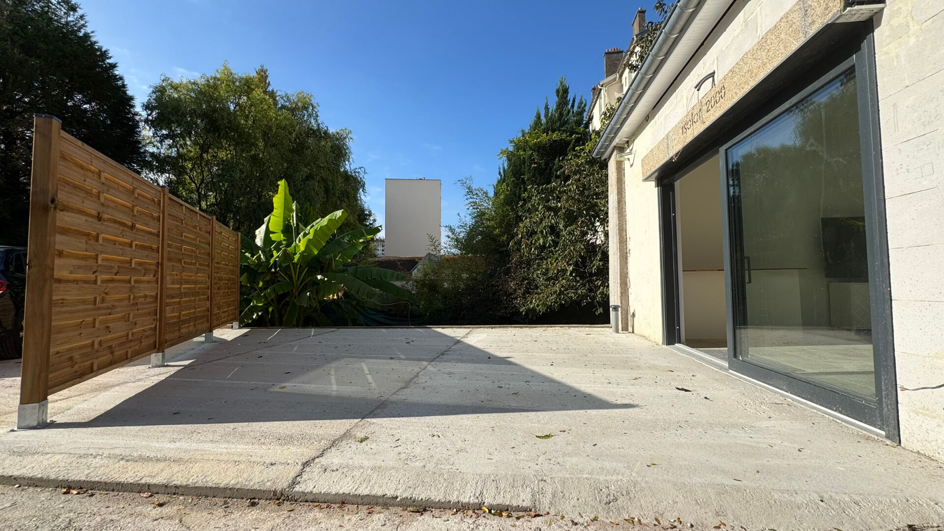 Photo NANCY  SAURUPT APPARTEMENT RENOVE  AVEC TERRASSE PARKING ET SOIUS-SOL image 2/6