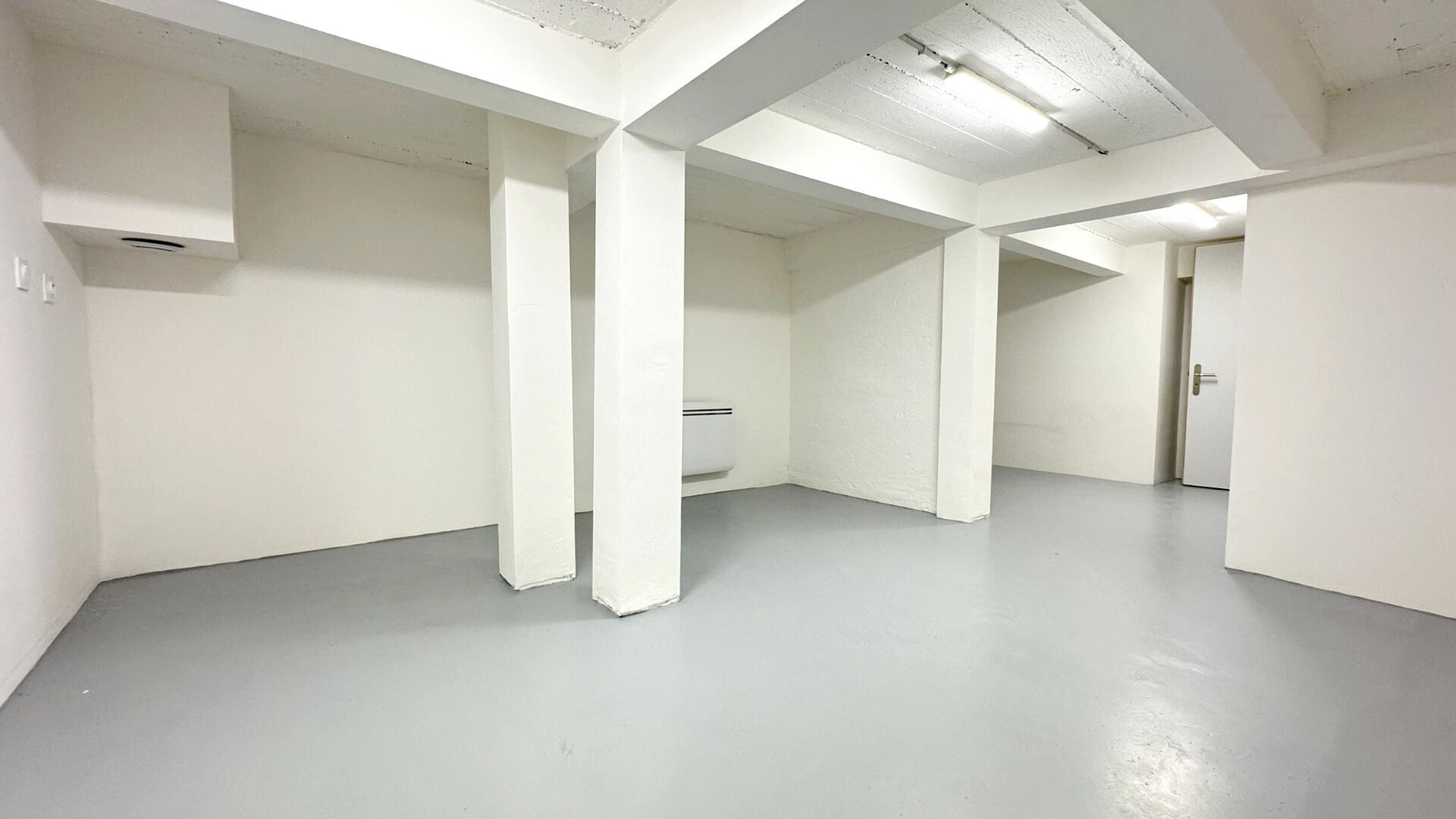 Photo NANCY  SAURUPT APPARTEMENT RENOVE  AVEC TERRASSE PARKING ET SOIUS-SOL image 4/6