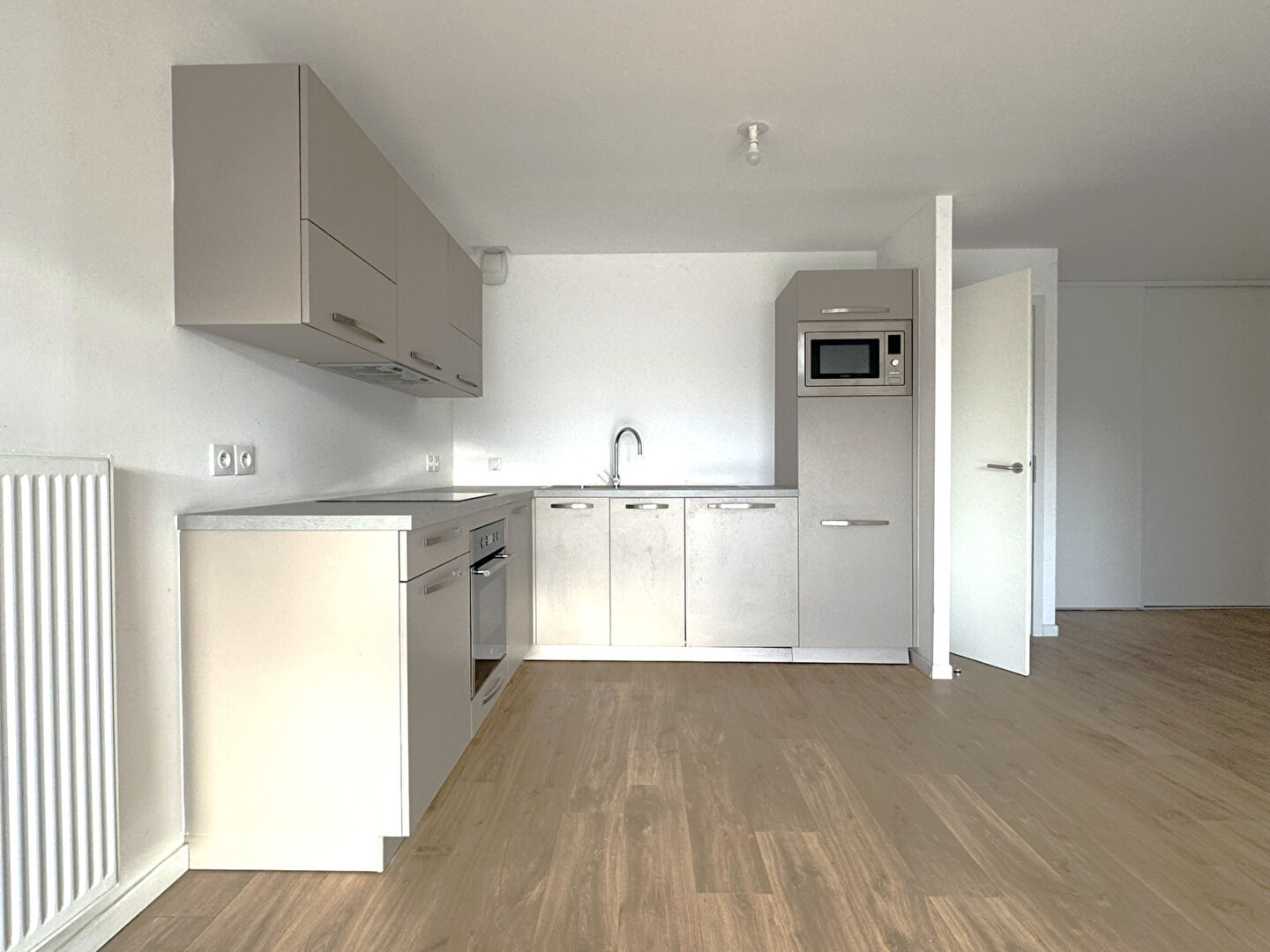 Photo APPARTEMENT T4 PROCHE GARE AVEC PARKING image 3/6