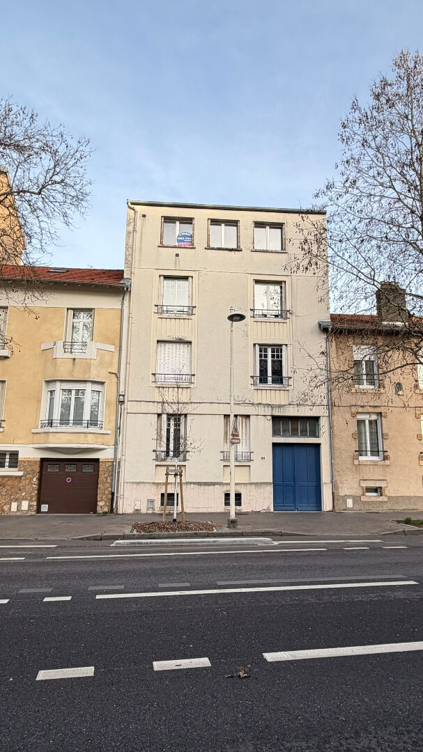 Photo NANCY HAUSSONVILLE-ARTEM image 4/6