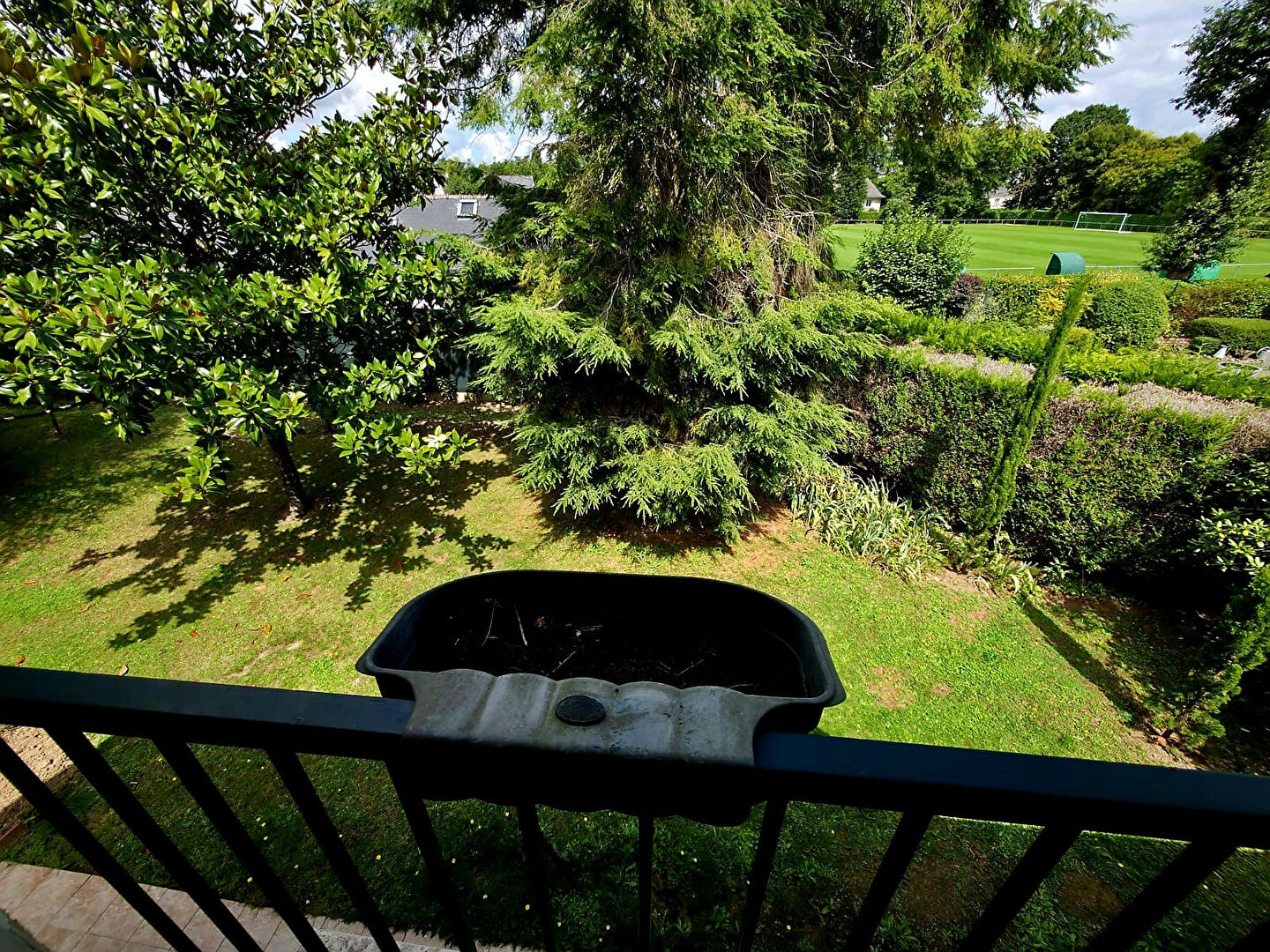 property-image