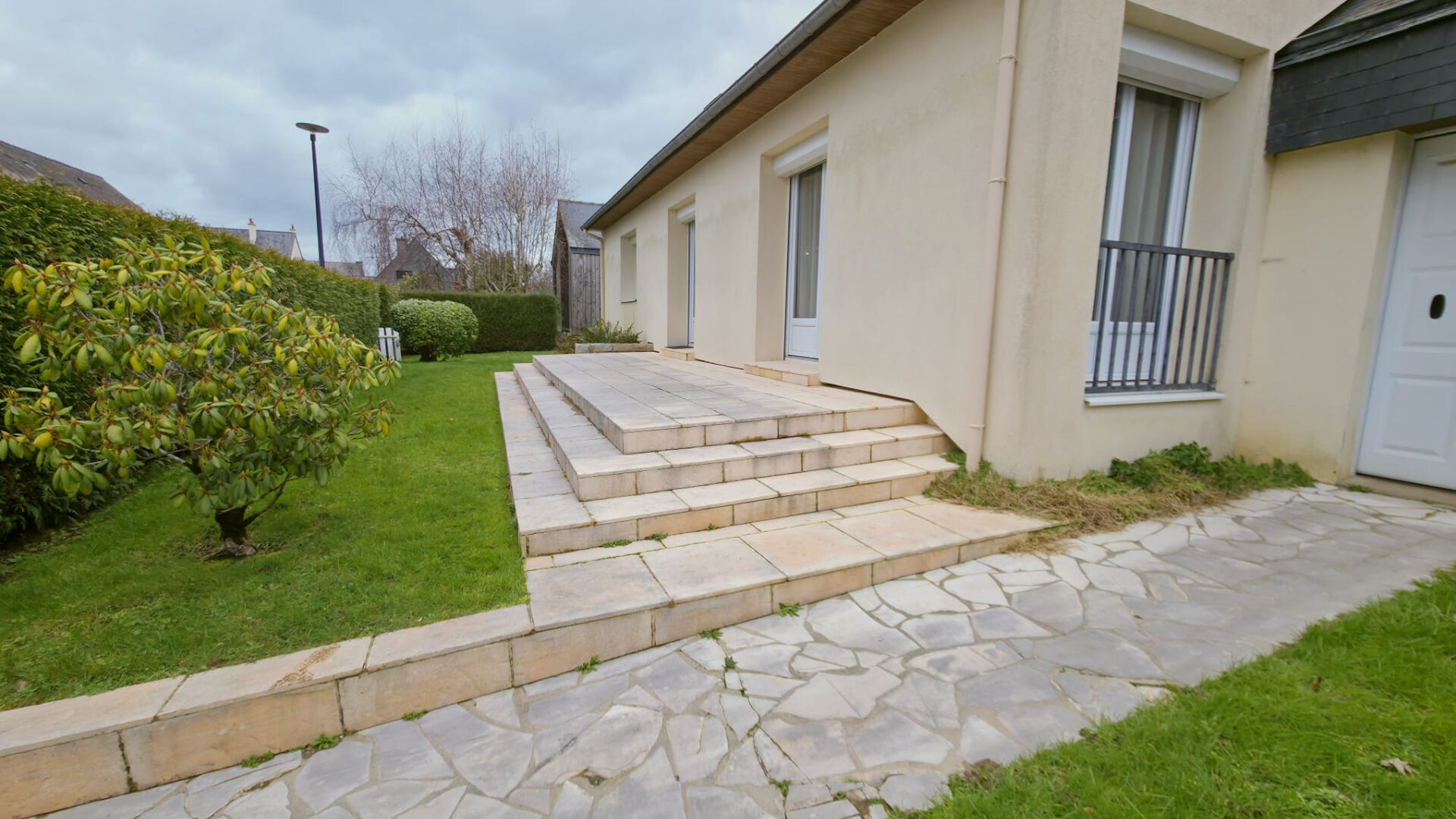 property-image