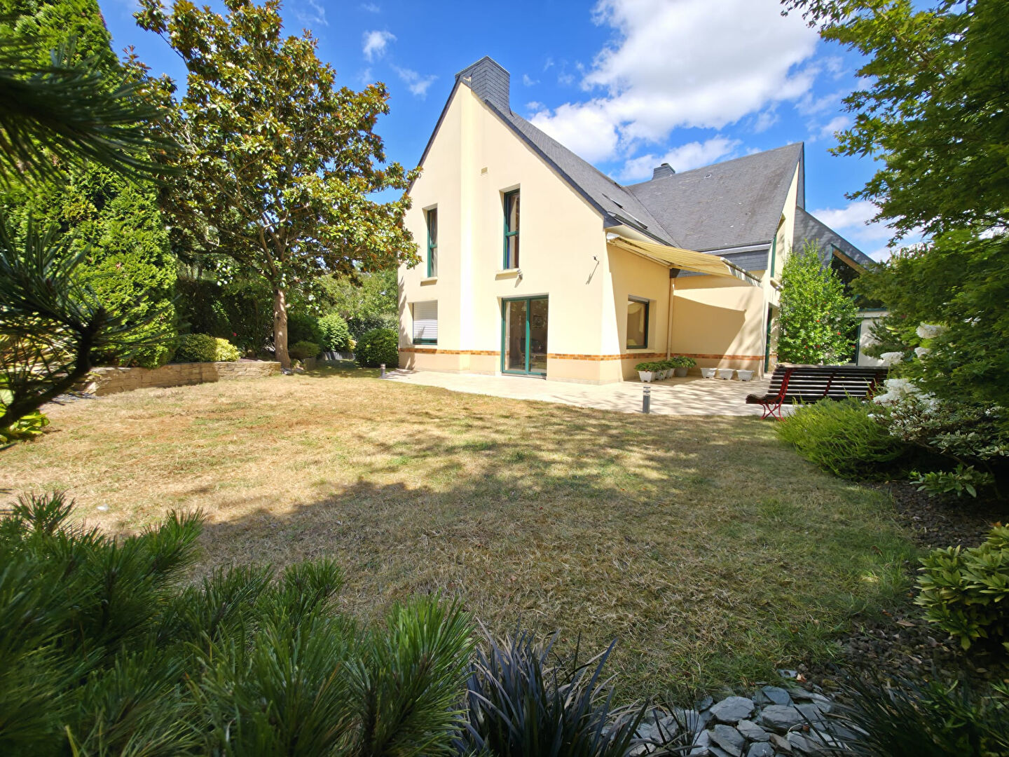 property-image