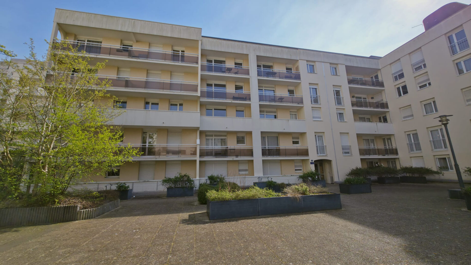 property-image