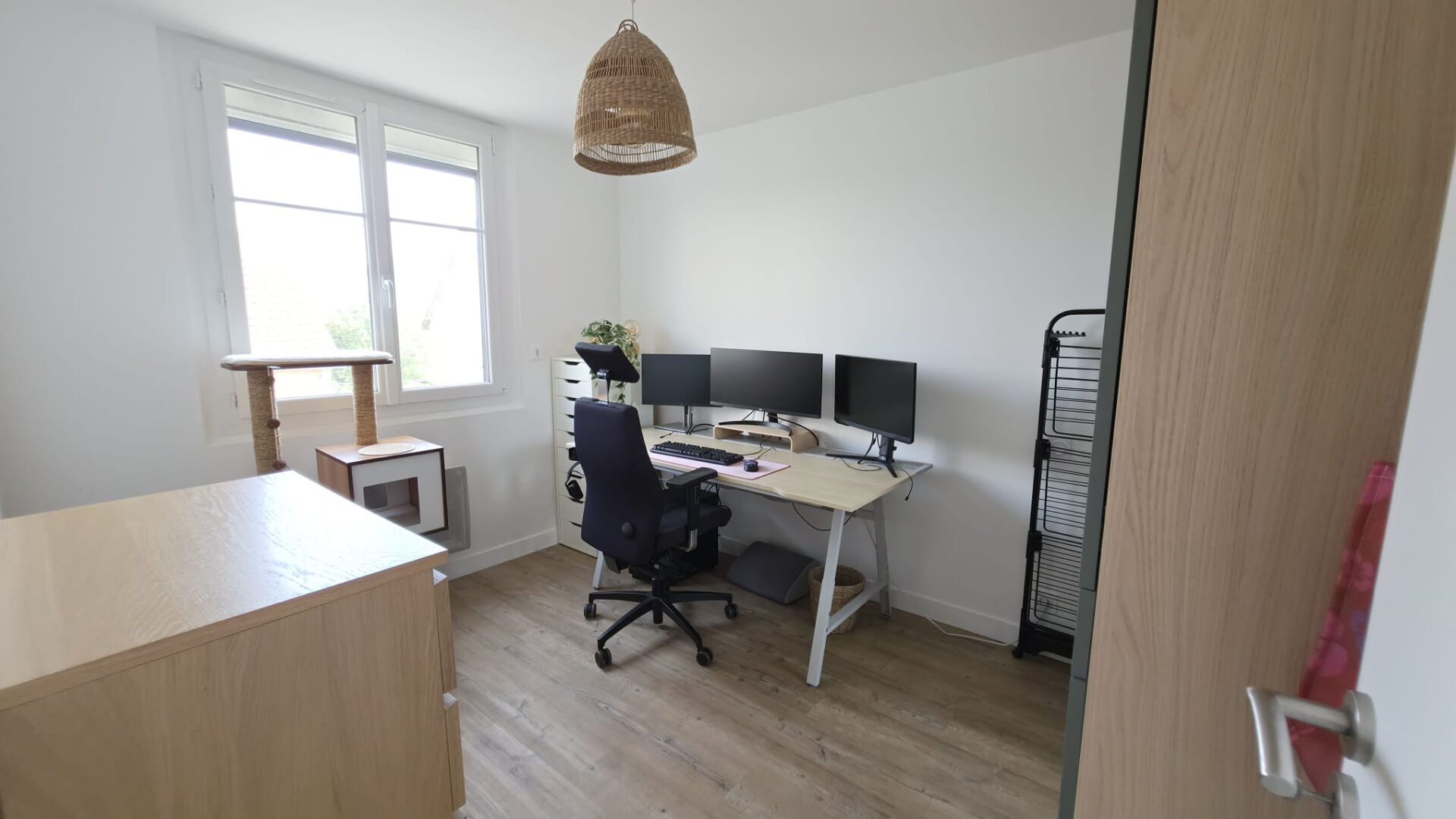 property-image