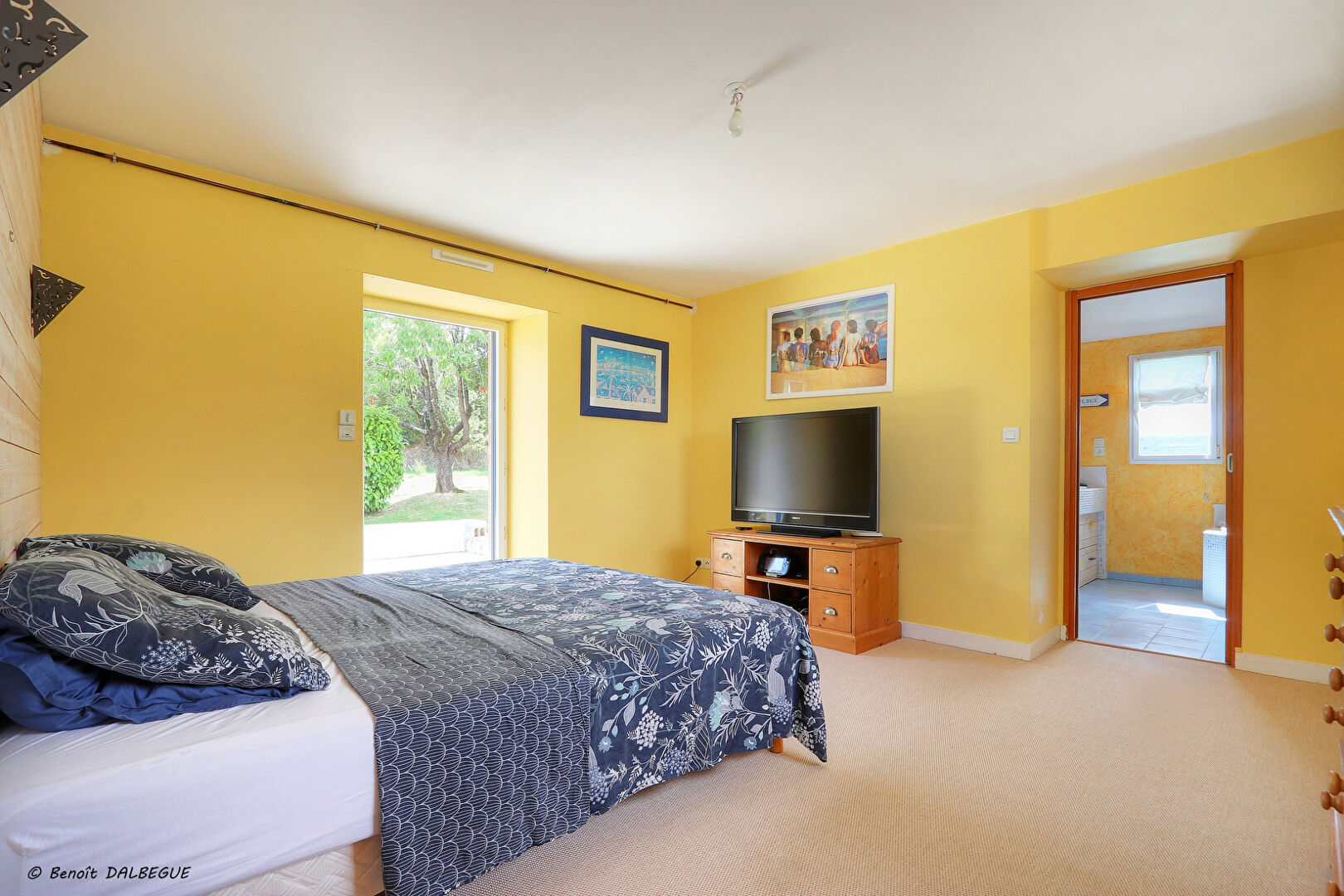 property-image