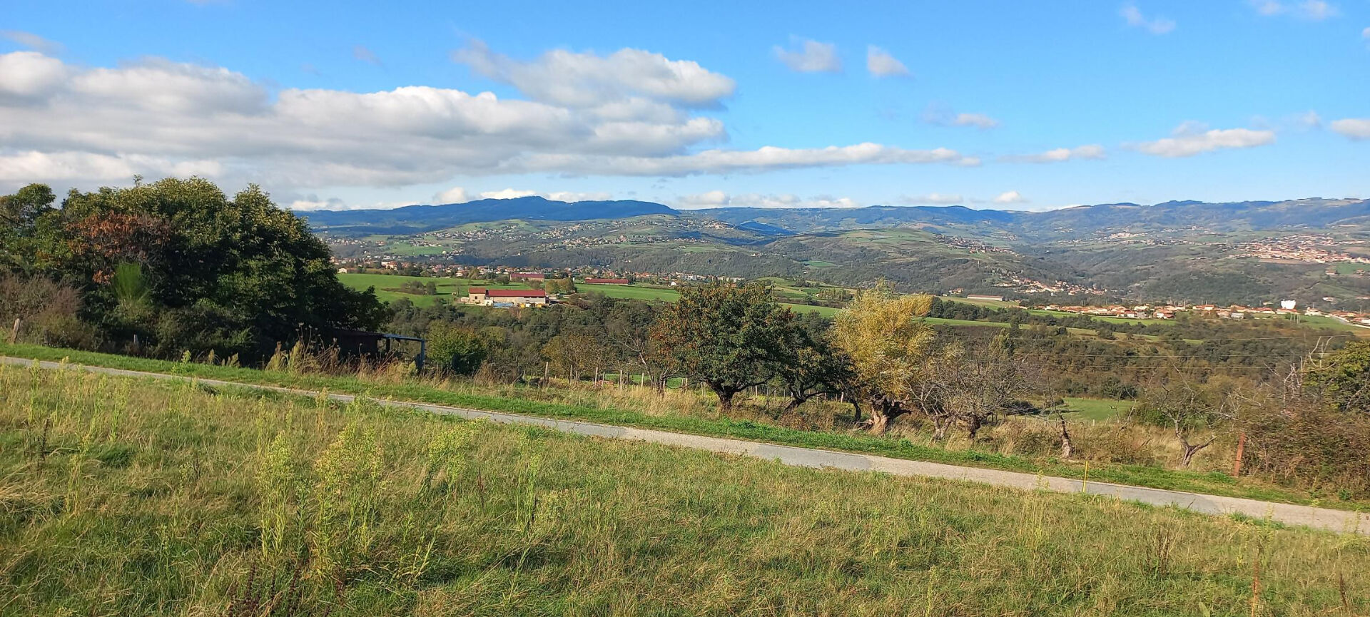 Photo (Terrain Chateuneuf 1210 m² )Ref : 573 image 3/3