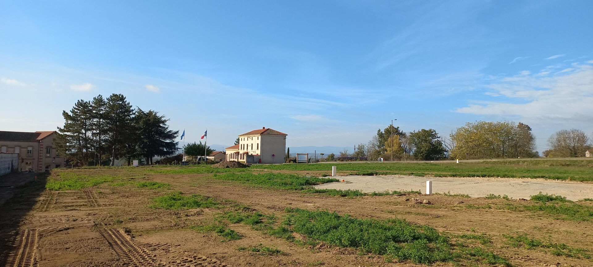 Photo Terrain Civens 673 m2 : Ref 575 image 3/3