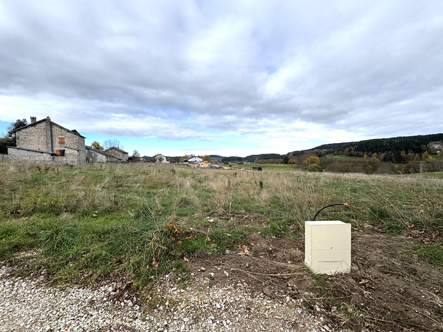 Photo TERRAIN (Parcelle de 799 m²) REF 704 image 2/3