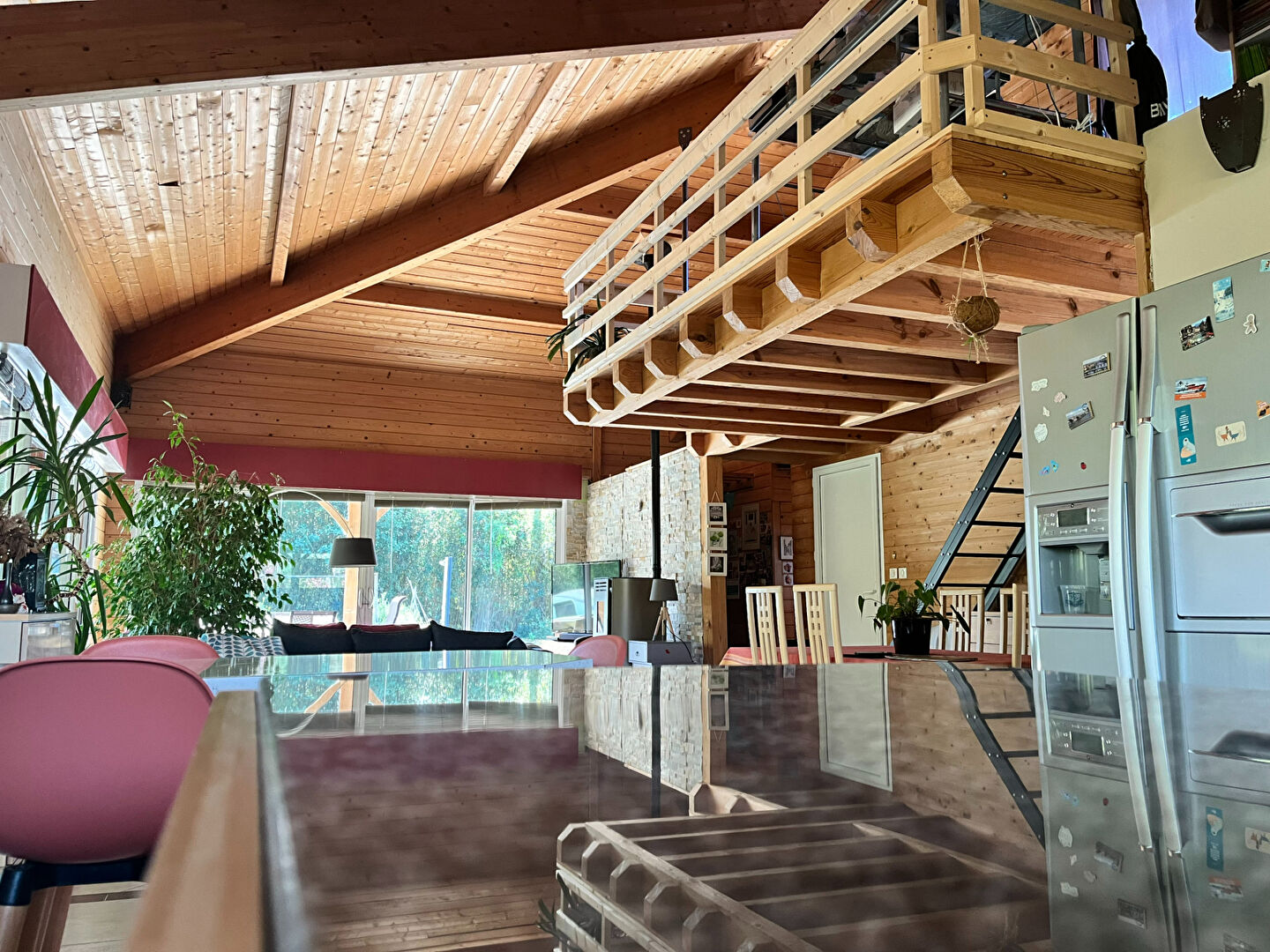 Maison en bois de charme à Azur ? 170 m² de confort et de nature