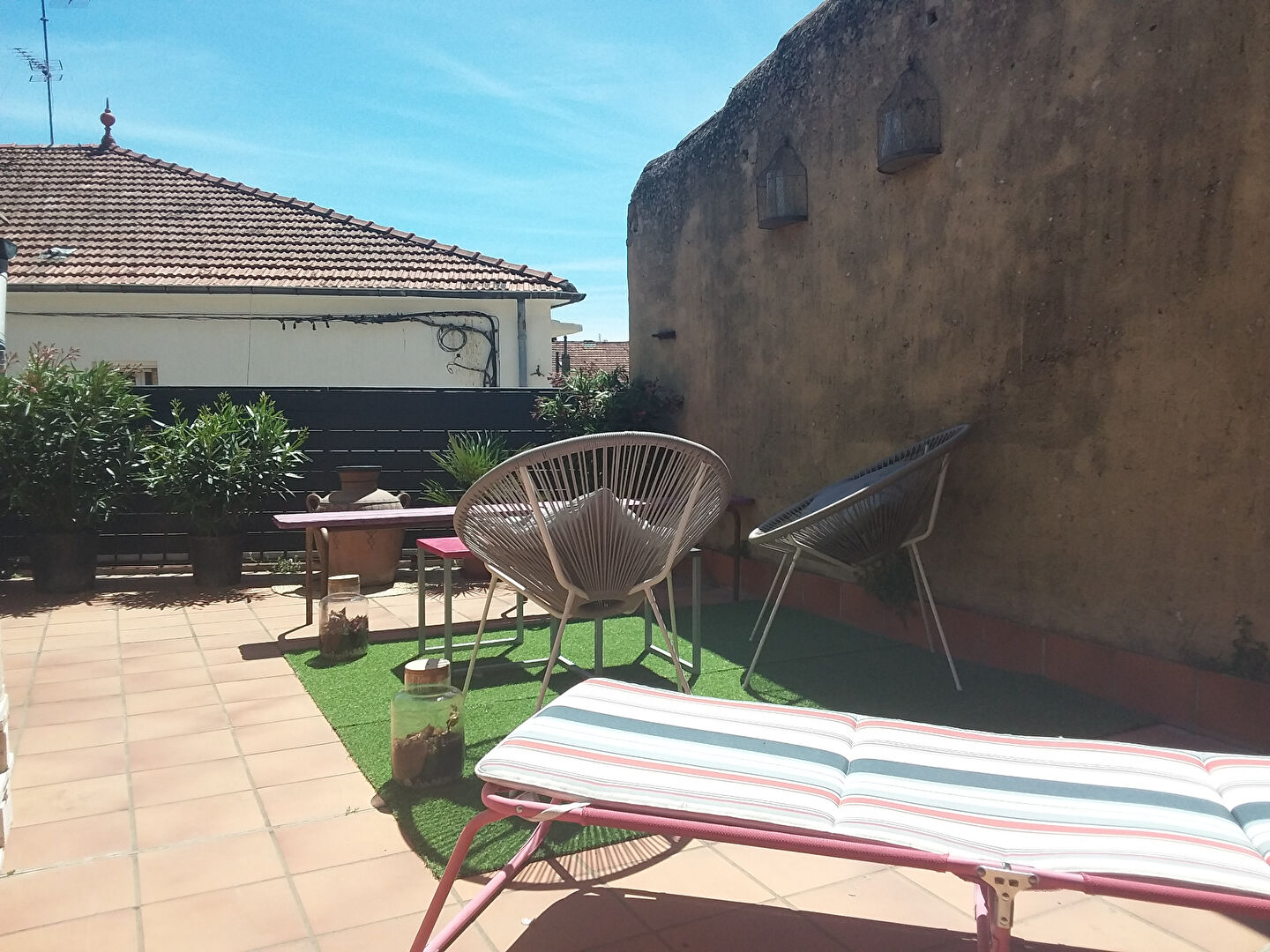 A vendre Mas de ville avec terrasse et garage