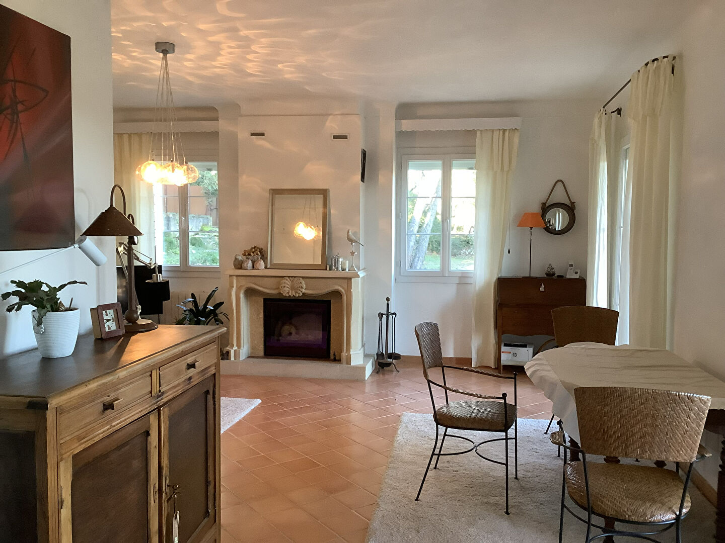 Photo MAUBEC / Belle maison dans un cadre magnifique image 2/6