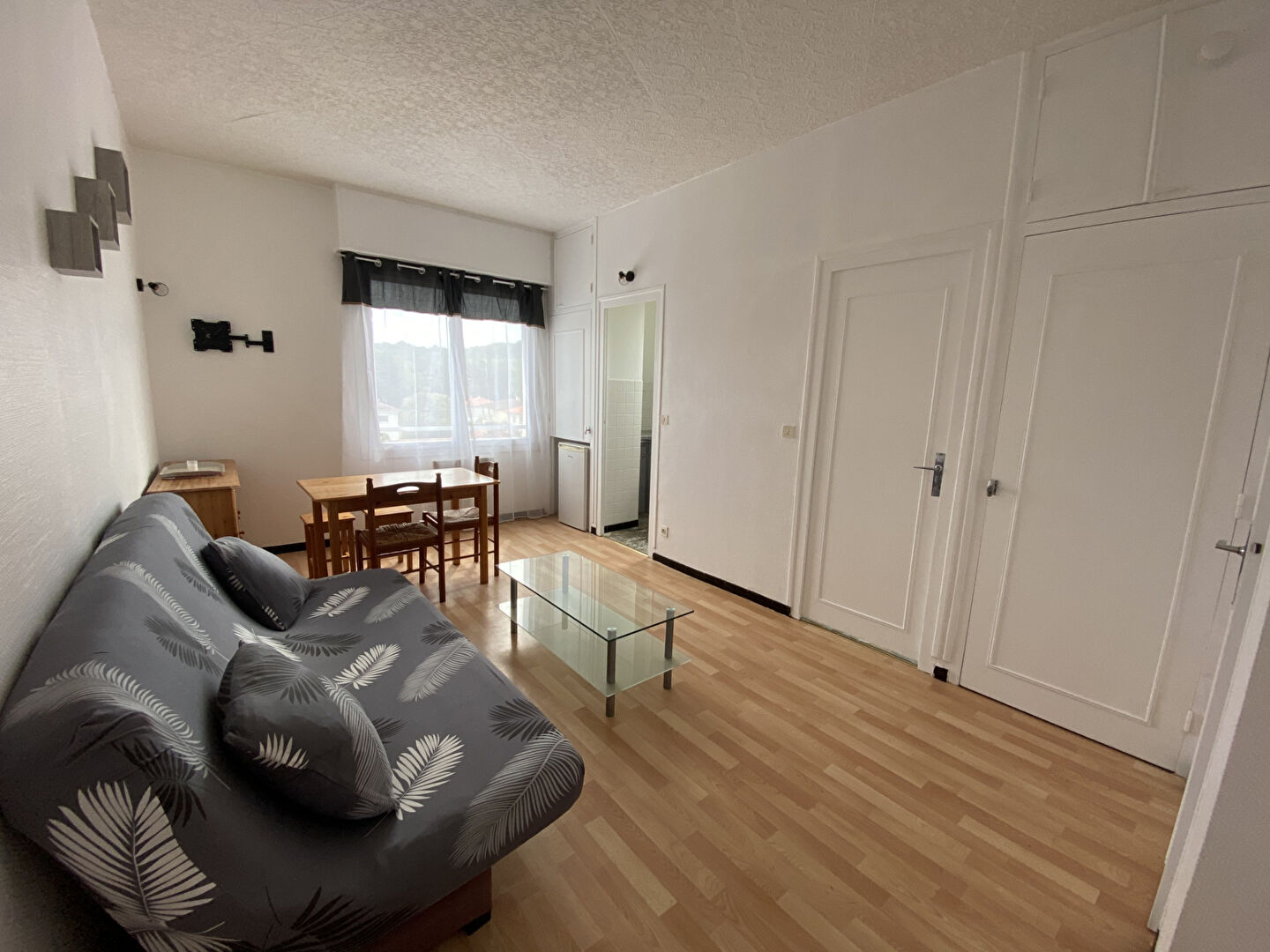 2 pièces 29.51 m² T1BIS MEUBLE