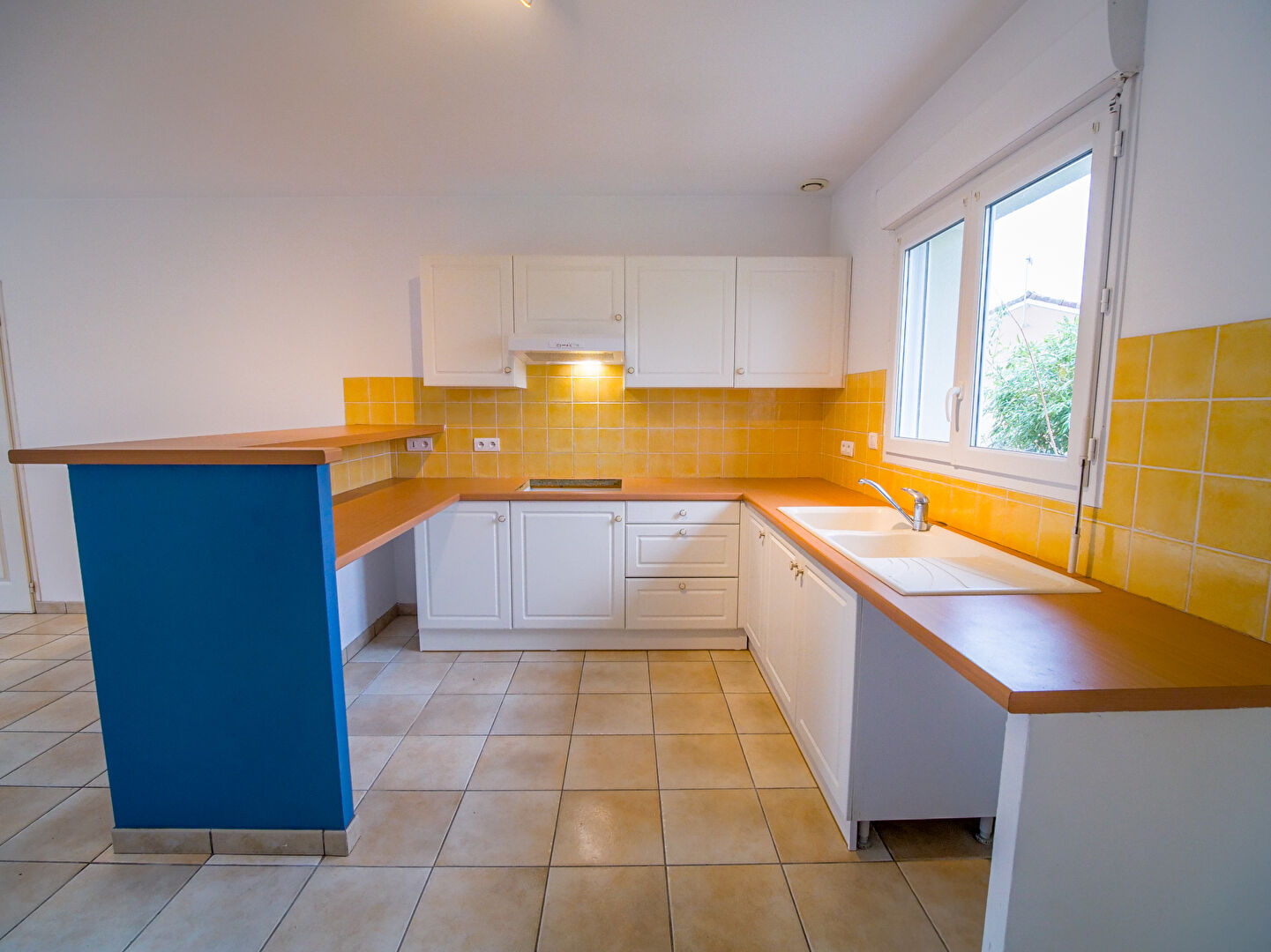 Photo Maison de ville Aureilhan image 2/6