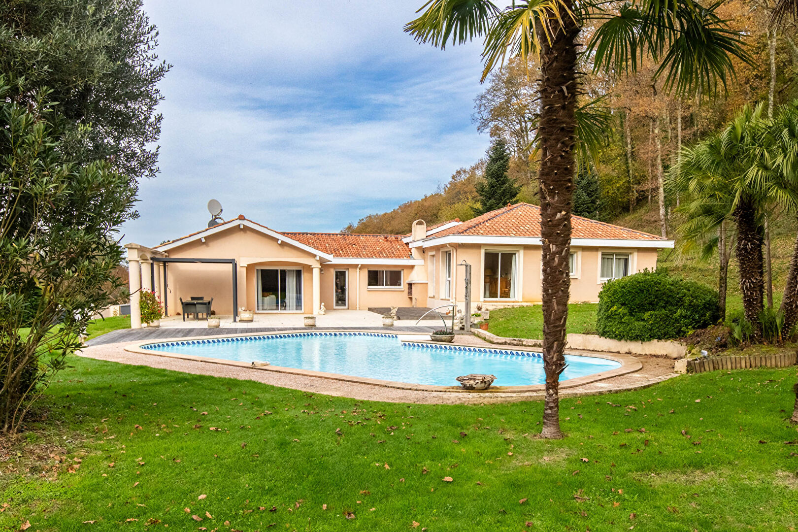 Agence immobilière de COTE PATIO IMMOBILIER- Aire Sur Adour