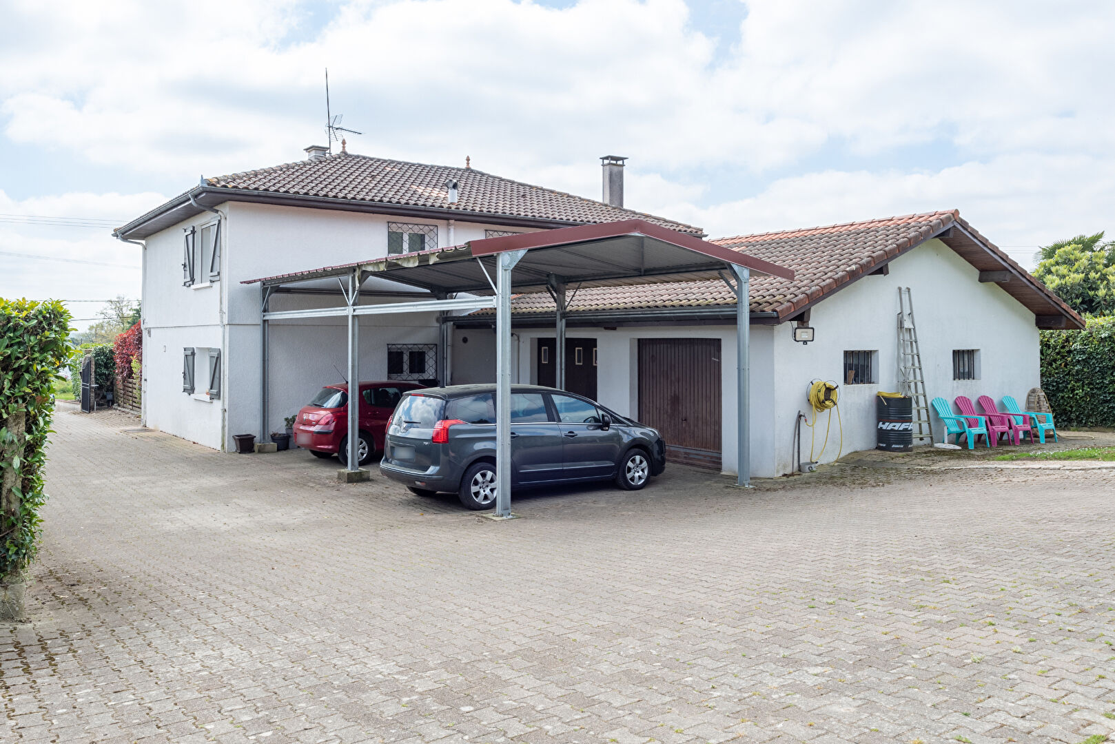 Photo Maison Hagetmau 7 pièce(s) 157 m2 image 1/6