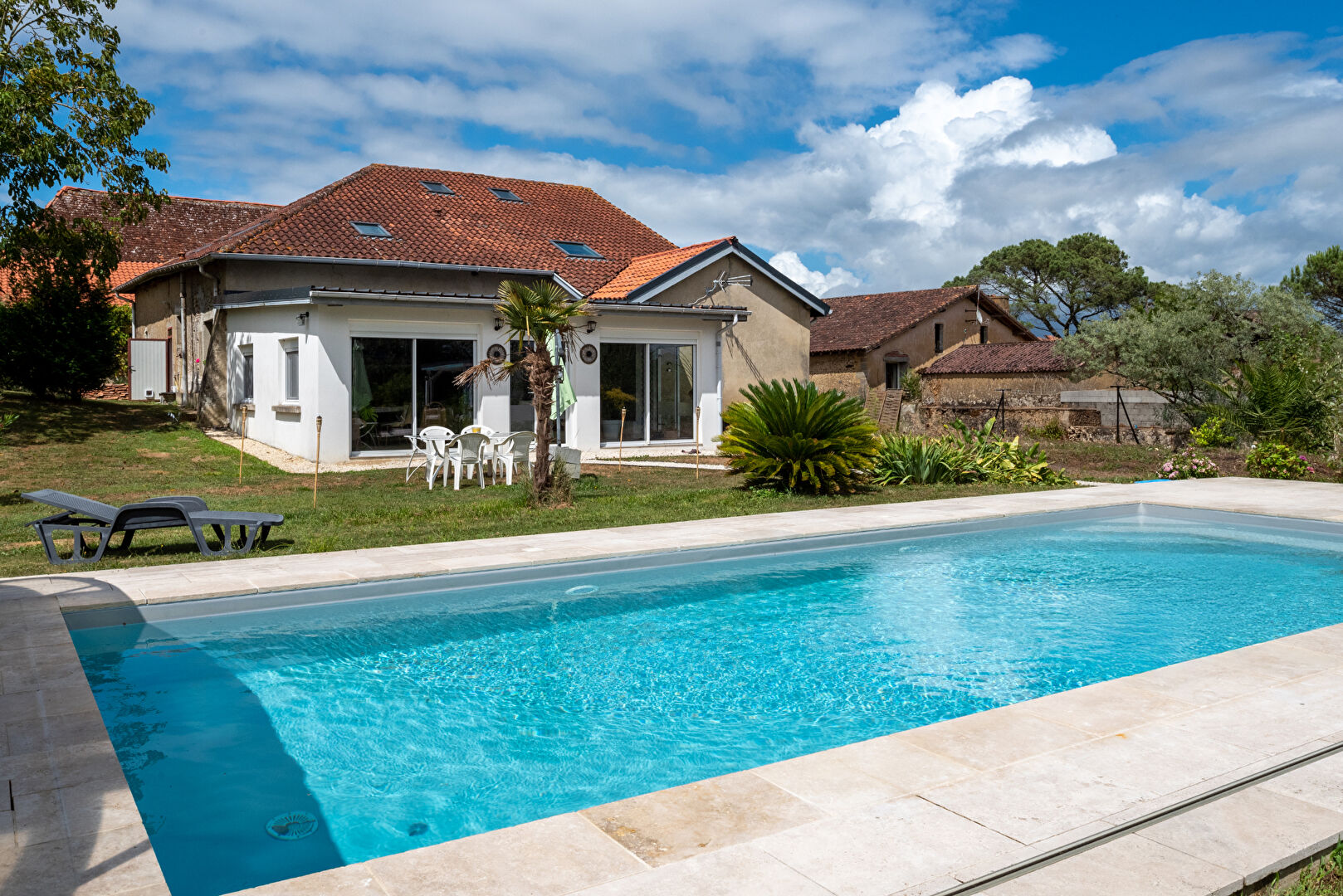 Maison Hagetmau 11 pièce(s) 331 m2