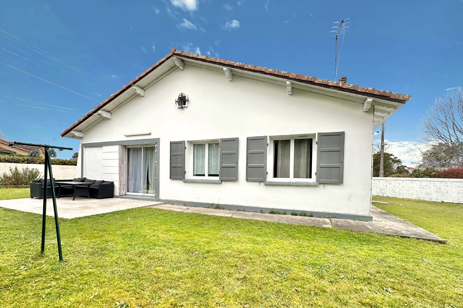 Photo Maison Mont De Marsan 6 pièce(s) 140 m2 image 1/6