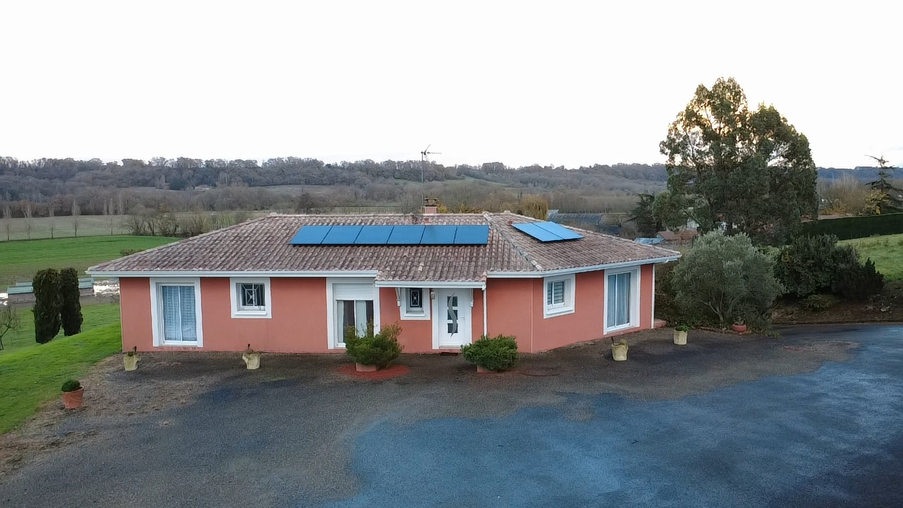 Photo Maison 5 pièce(s) 117m2 image 1/6