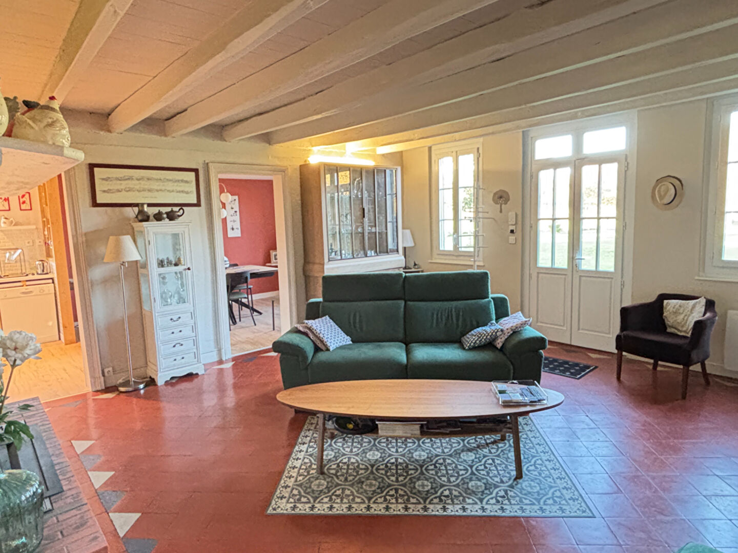 Photo Maison de Charme de 175 m² avec Piscine et Grand Jardin image 6/6