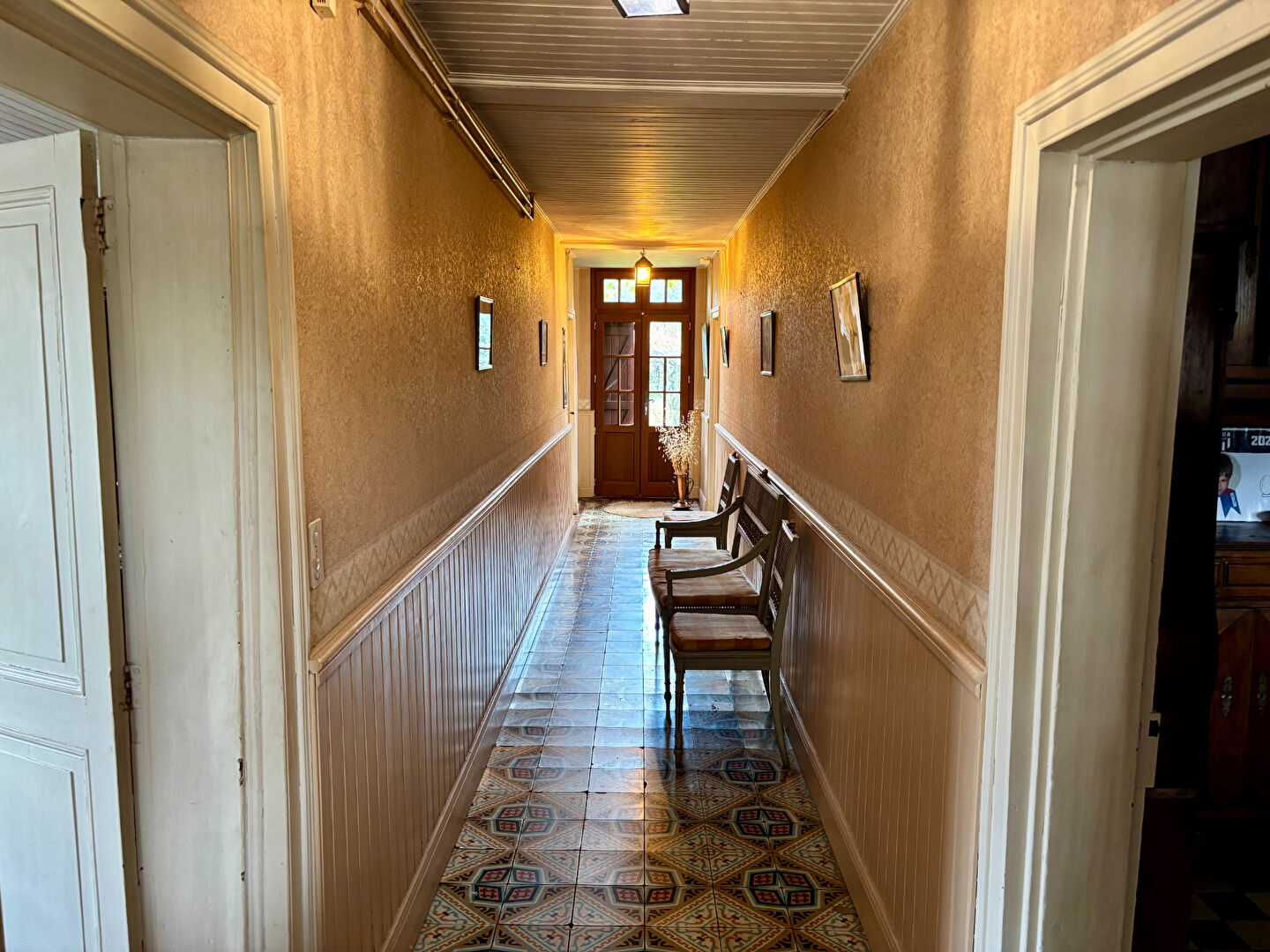 Photo Grande maison de caractère à rénover 246 m² + dépendance image 3/6