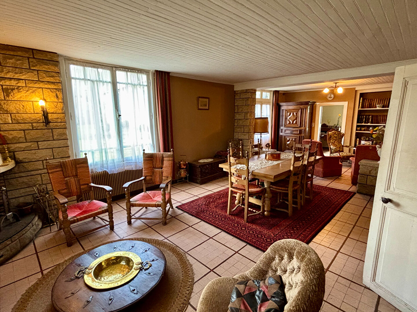 Photo Grande maison de caractère à rénover 246 m² + dépendance image 5/6