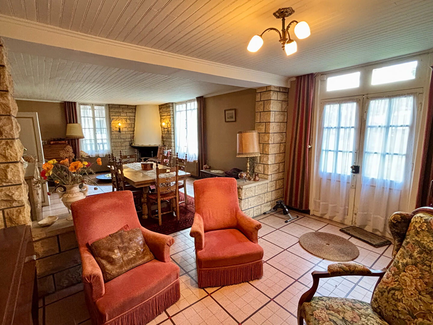 Photo Grande maison de caractère à rénover 246 m² + dépendance image 6/6