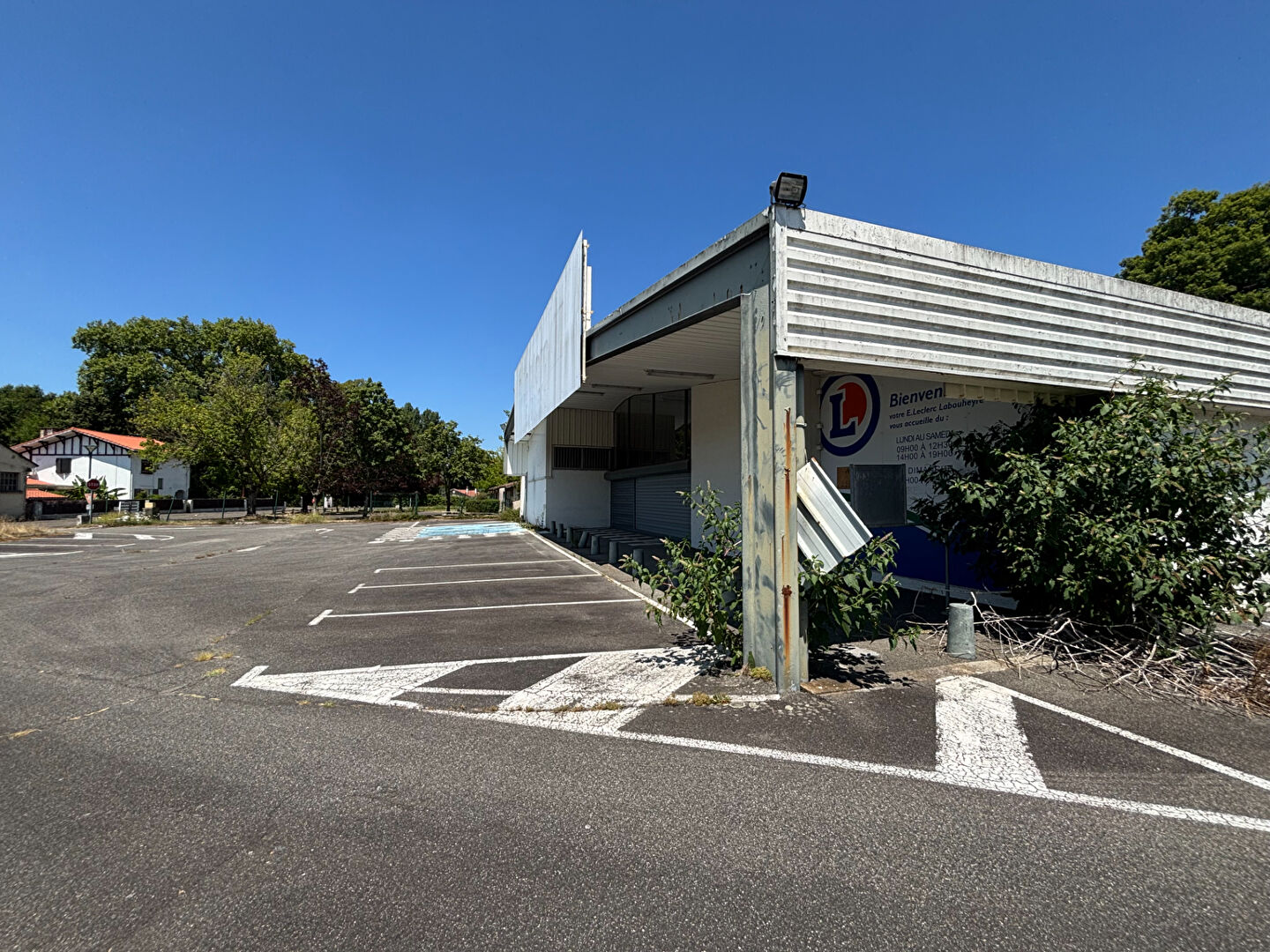 Photo Local d'activité Labouheyre 850 m2 image 3/4