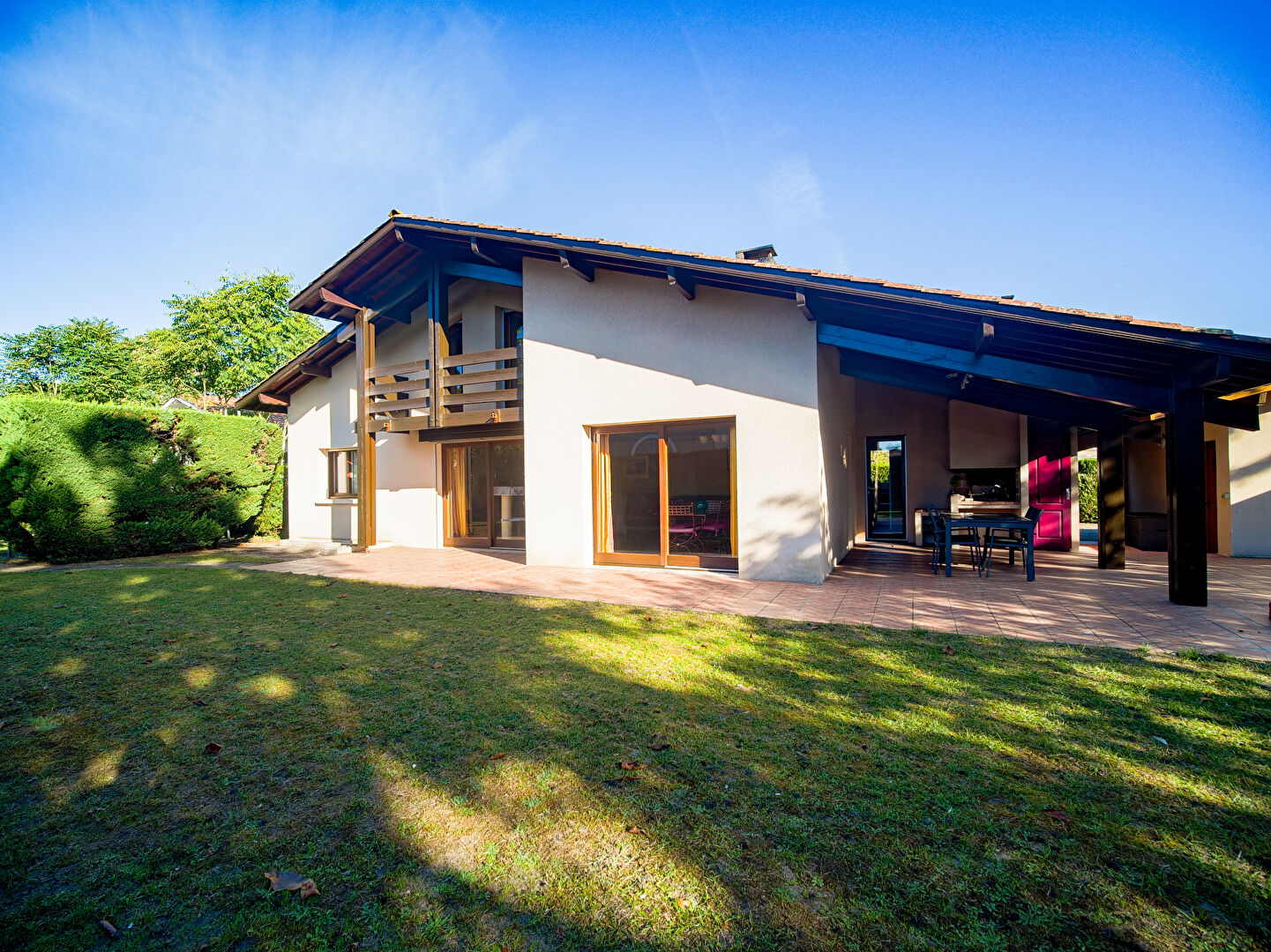 Élégante maison landaise de 140 m²  Hyper-centre de Ychoux