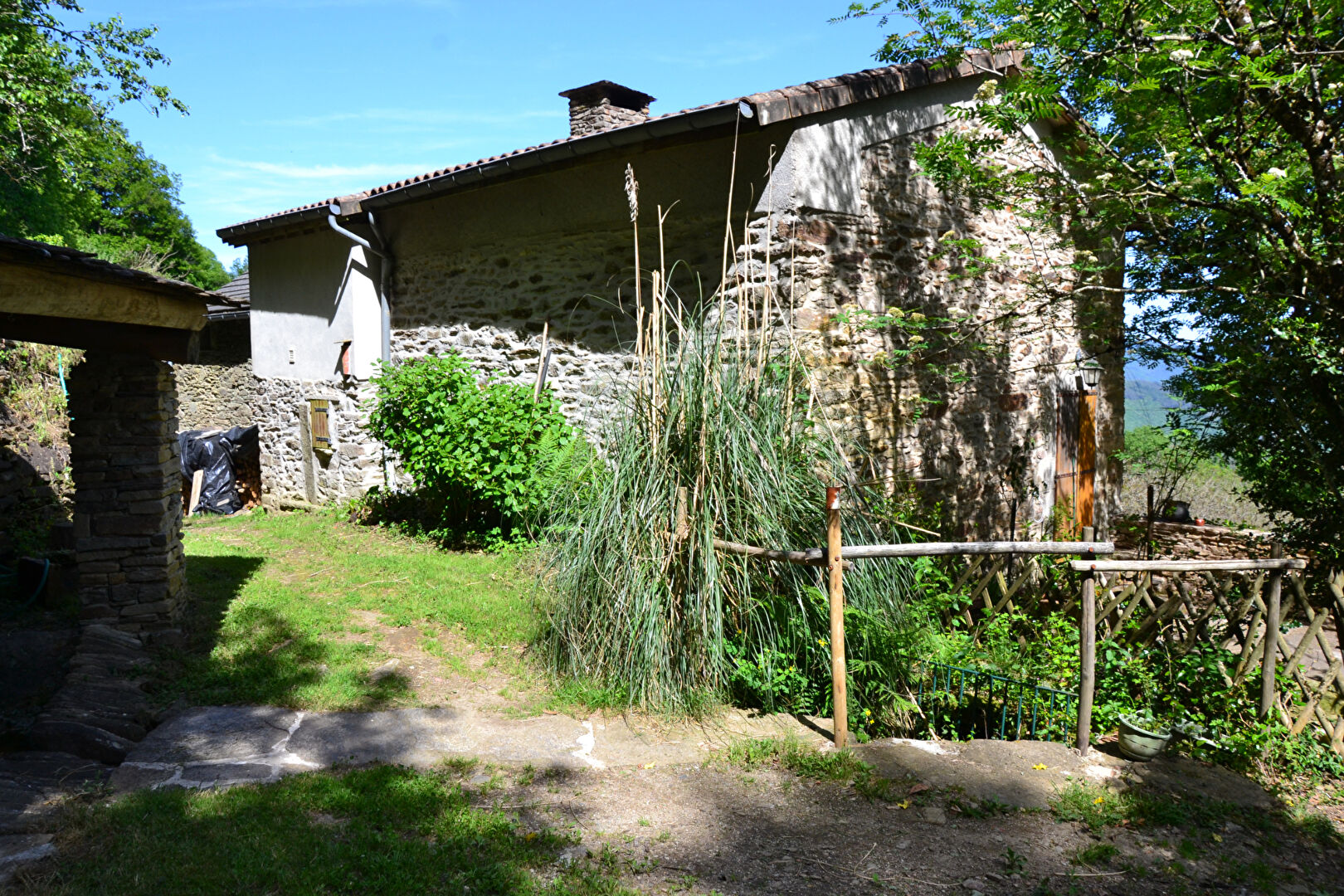 Photo COURNIOU dans hameau Maison de 66m² en pierre de pays image 2/6