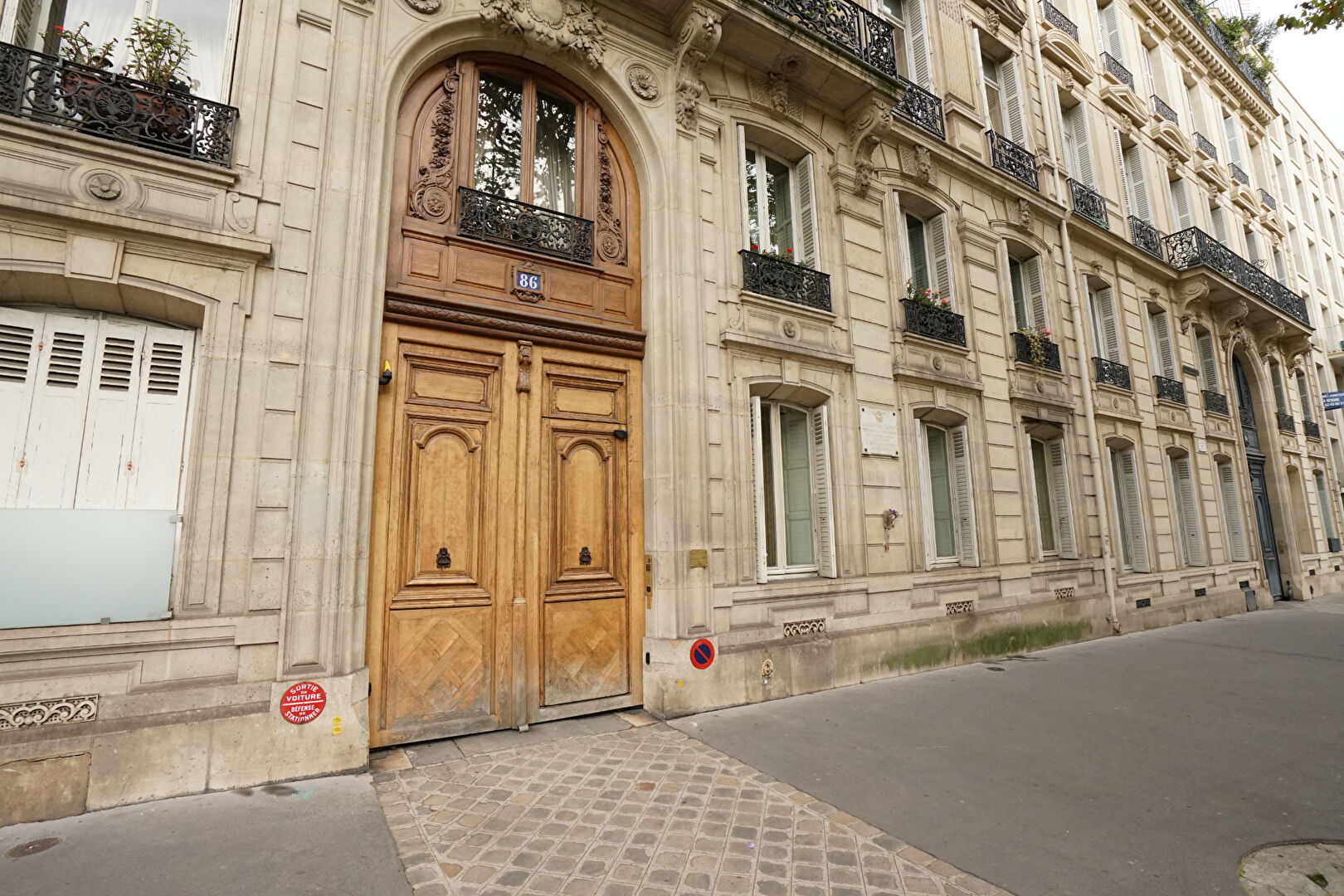 Agence immobilière de DE LACHAISE IMMOBILIER Paris