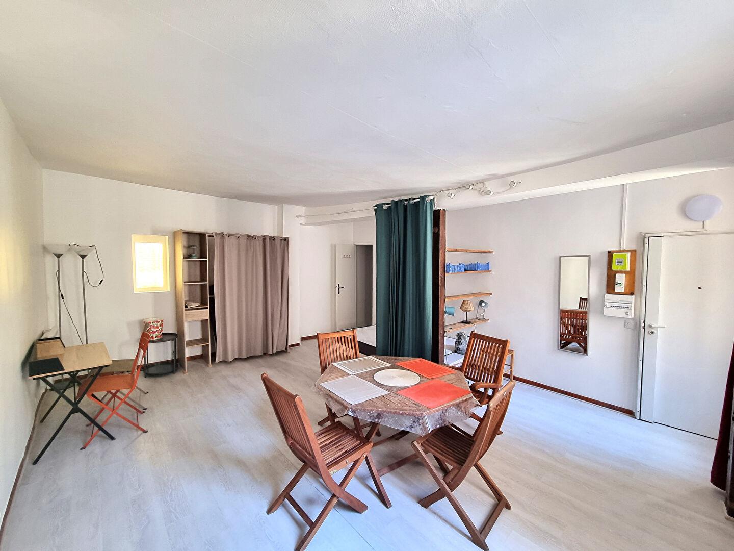 Agence immobilière de DE LACHAISE IMMOBILIER Paris