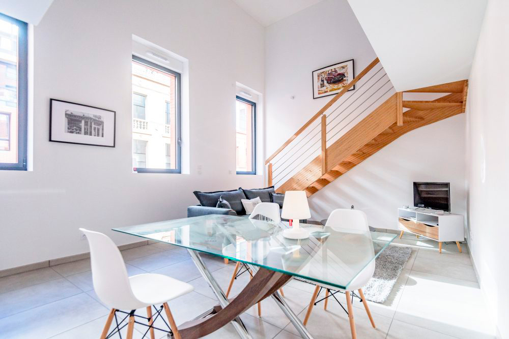 Photo T2 BIS en duplex Jeanne d'Arc image 2/6