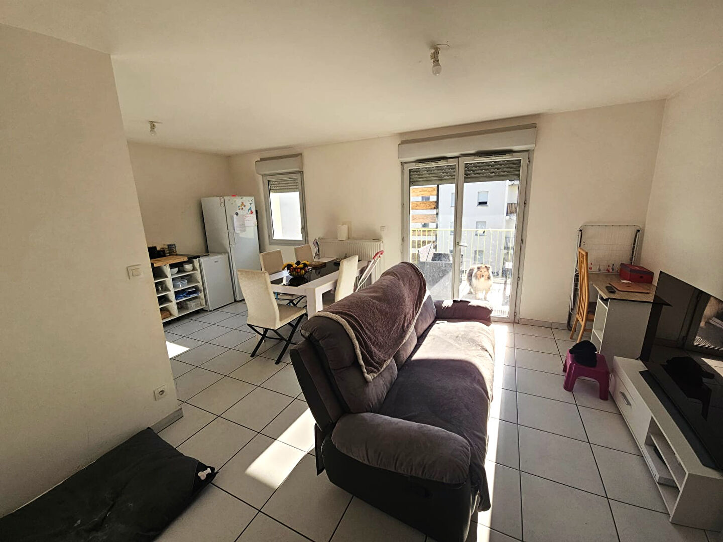 Photo T3 au 3e étage avec balcon et pkg proche metro Trois Cocus image 3/6