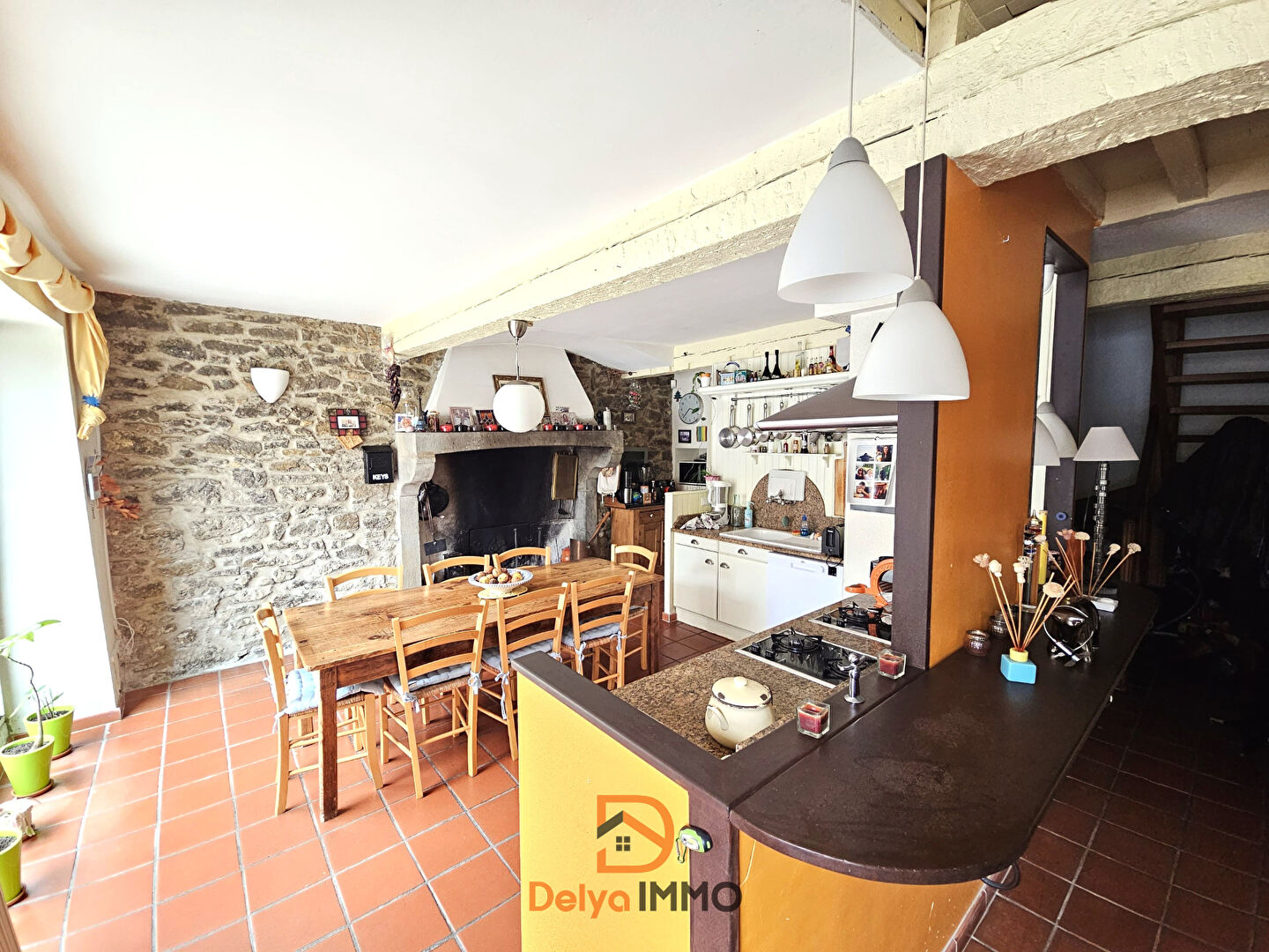 Photo Maison de caractère T9 de 254m2 avec dépendances et piscine à 10 min de Carcassonne image 4/6