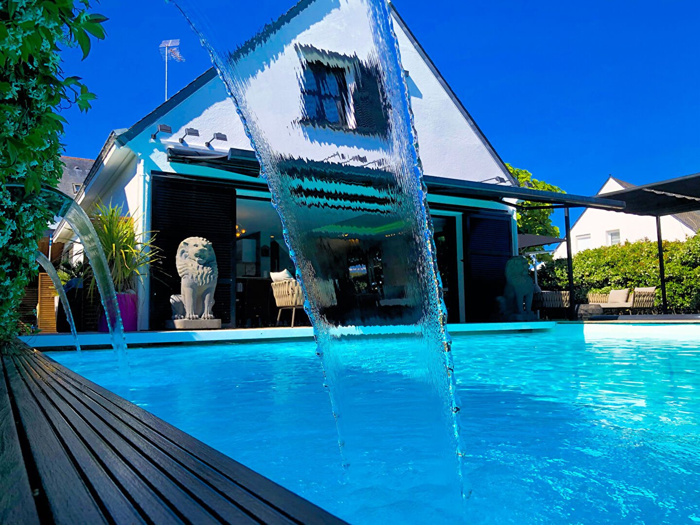 QUIBERON VILLA DE CHARME AVEC PISCINE ET SPA ? À PROXIMITÉ IMMÉDIATE DU CENTRE-VILLE ET DE LA CÔTE SAUVAGE